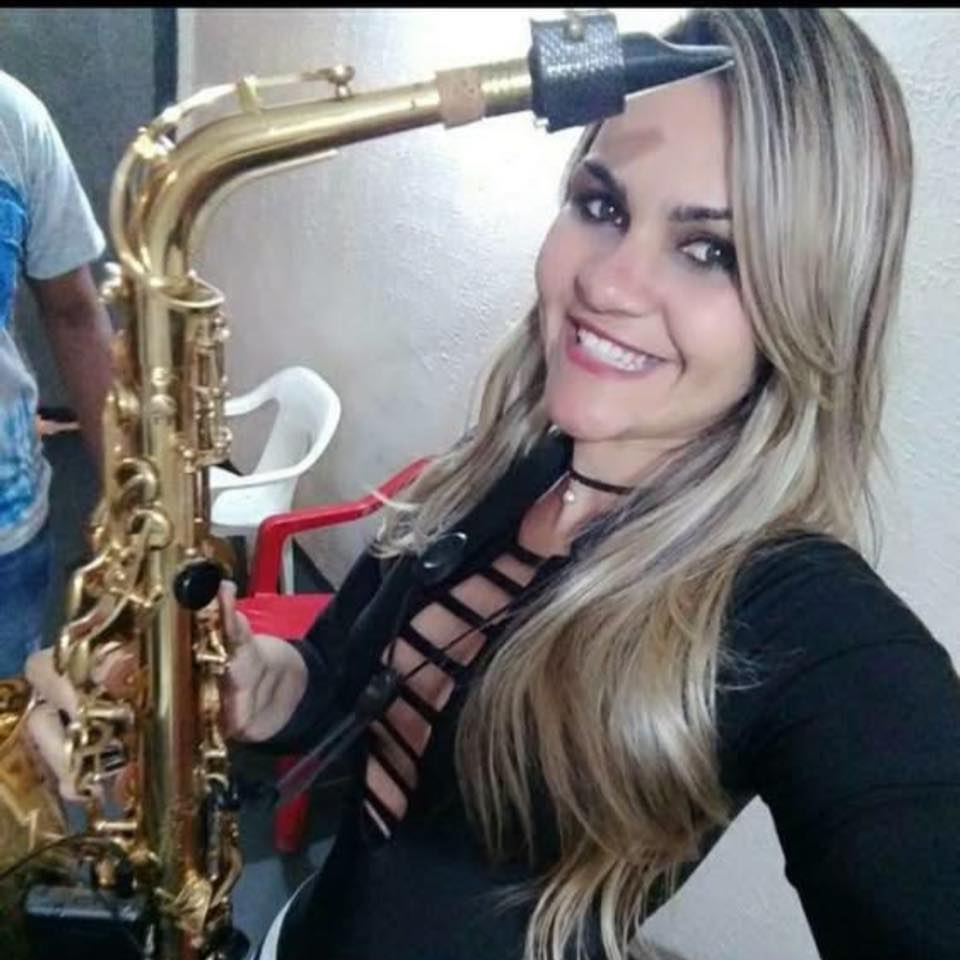 🎉🎂 MÊS DE ANIVERSÁRIO DA BELÍSSIMA! 🎂🎉 E quem ganha o presente é você ...