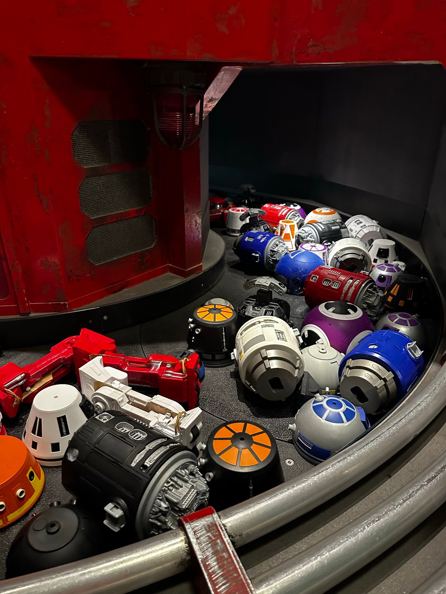 Star Wars Galaxy's Edge Plush Droid - 6 Inch Customizable Plush Toy, DIY Craft Gift For Fans, Ages 3+