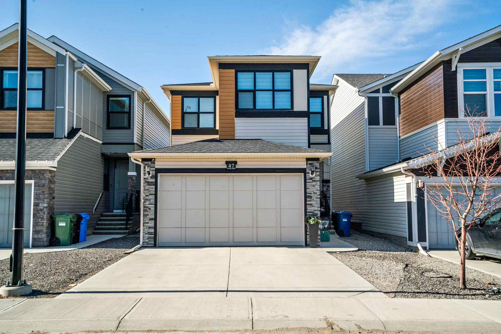 2 Beds 1 Bath - House - Property Rentals - Calgary, Alberta | Facebook ...