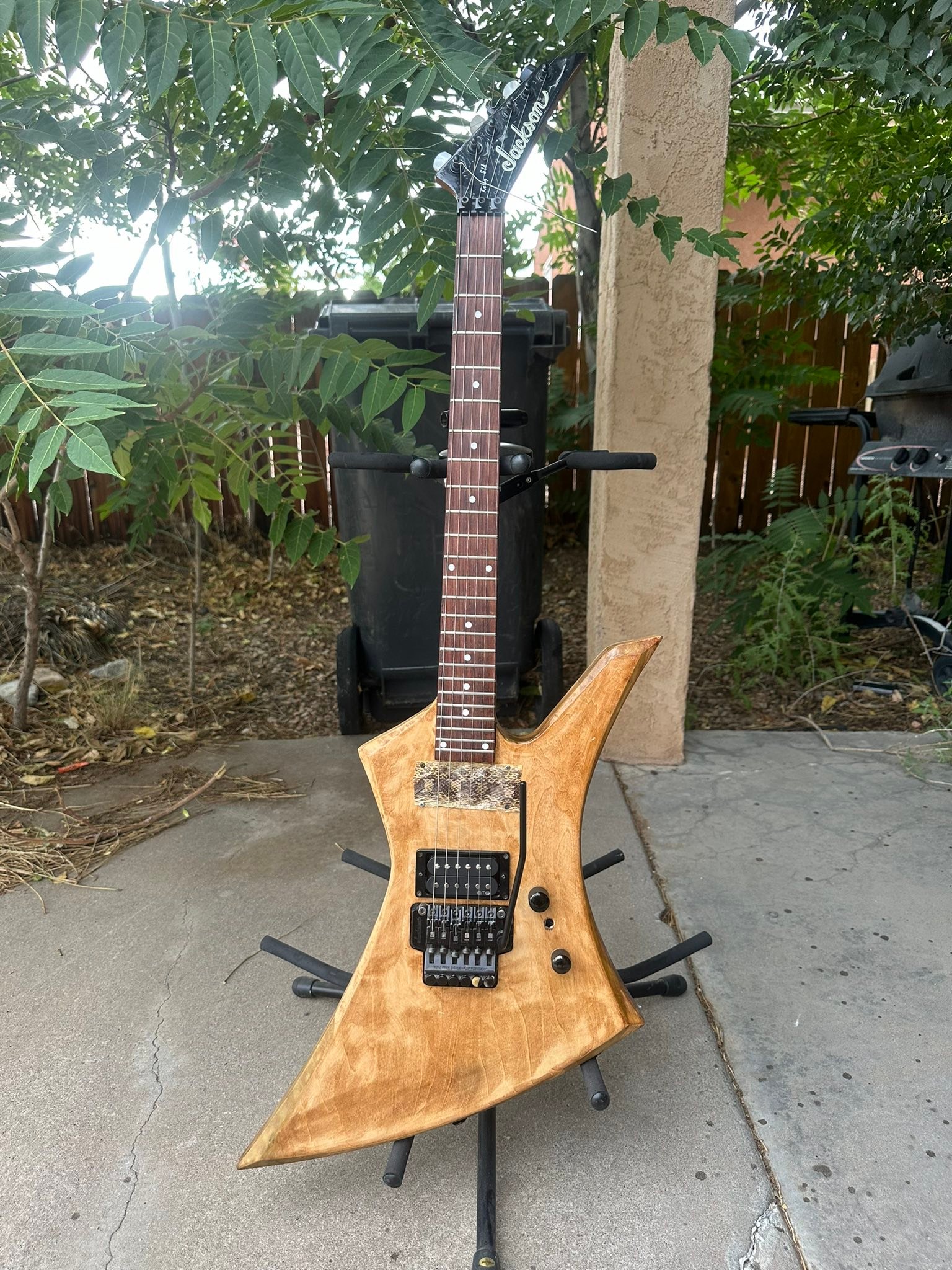 Restored 90s Jackson Kelly guitar with EMG pickup