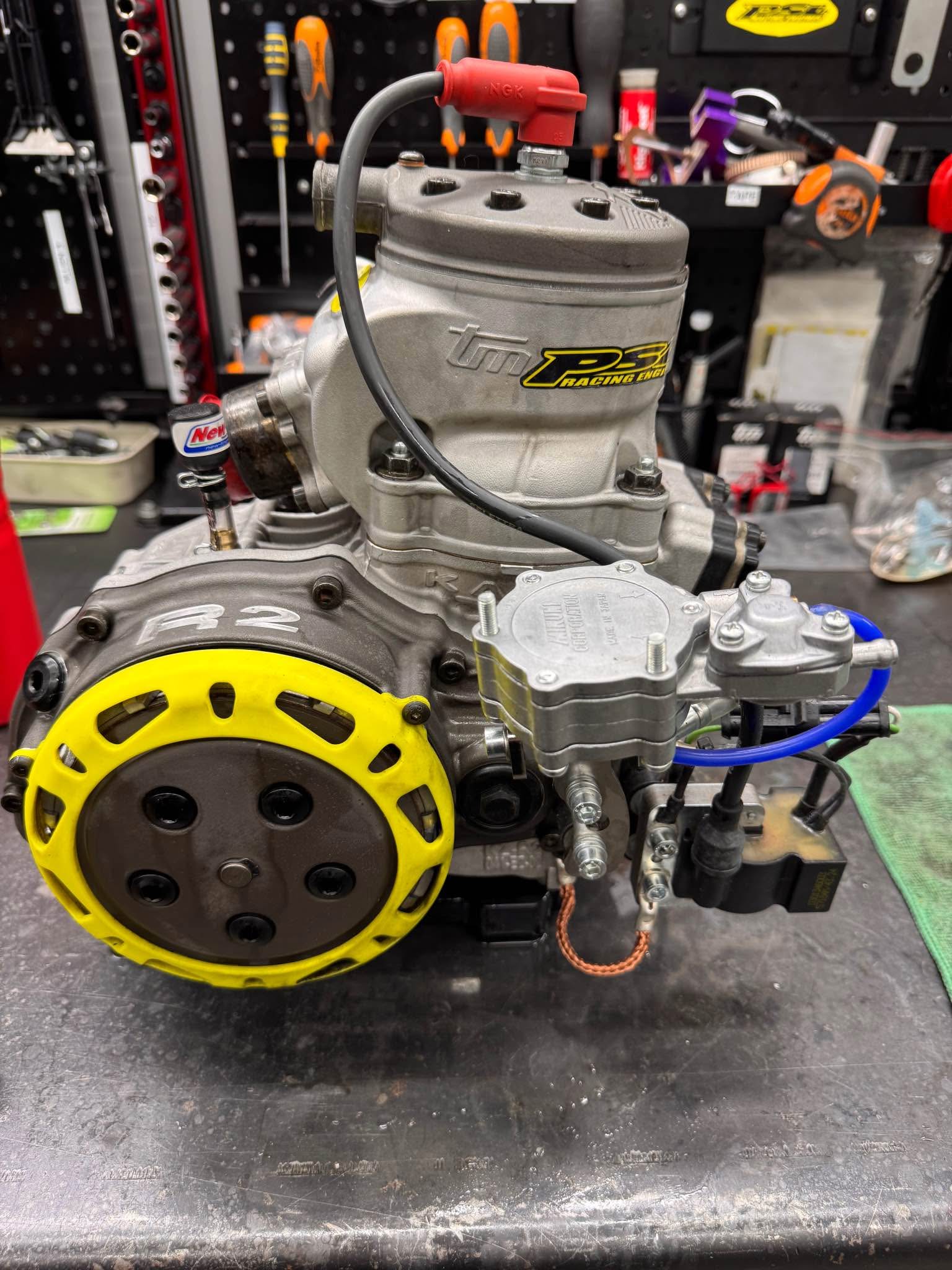 TM R2 Total Black kart engine
