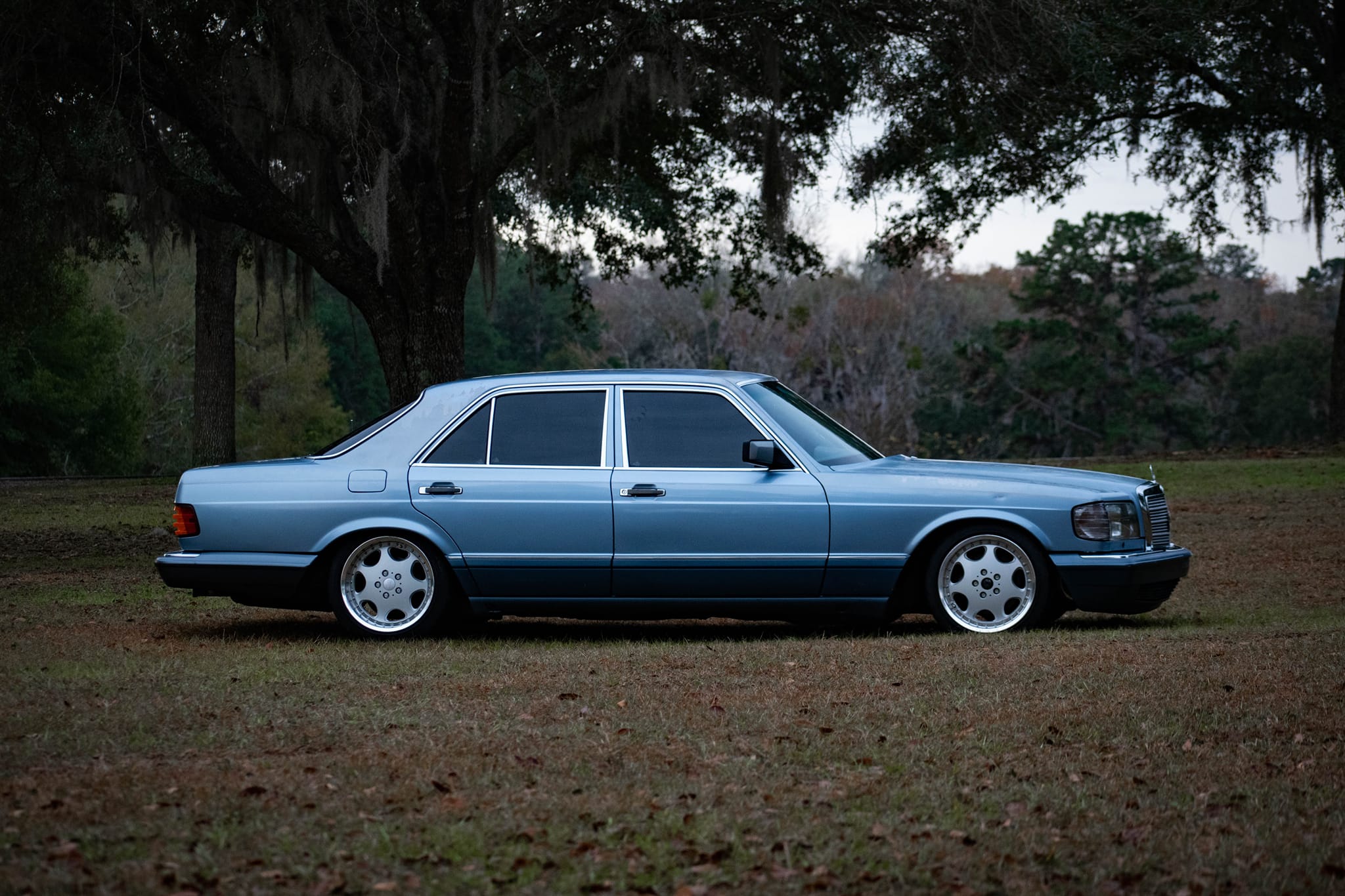 Gray sun visors for Mercedes W124 / W201