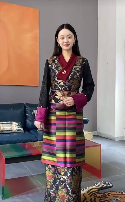 Traditional Tibetan women's chuba dress and accessories