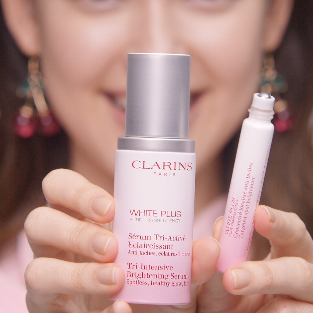 Get rid of hyper-pigmentation and get luminous, spotless skin! 🔆 Developed specially for Asian skin to suit our climate, the White Plus Tri-Active Brightening Serum is your go-to daily essential. #ClarinsSG #ItsAllAboutYou