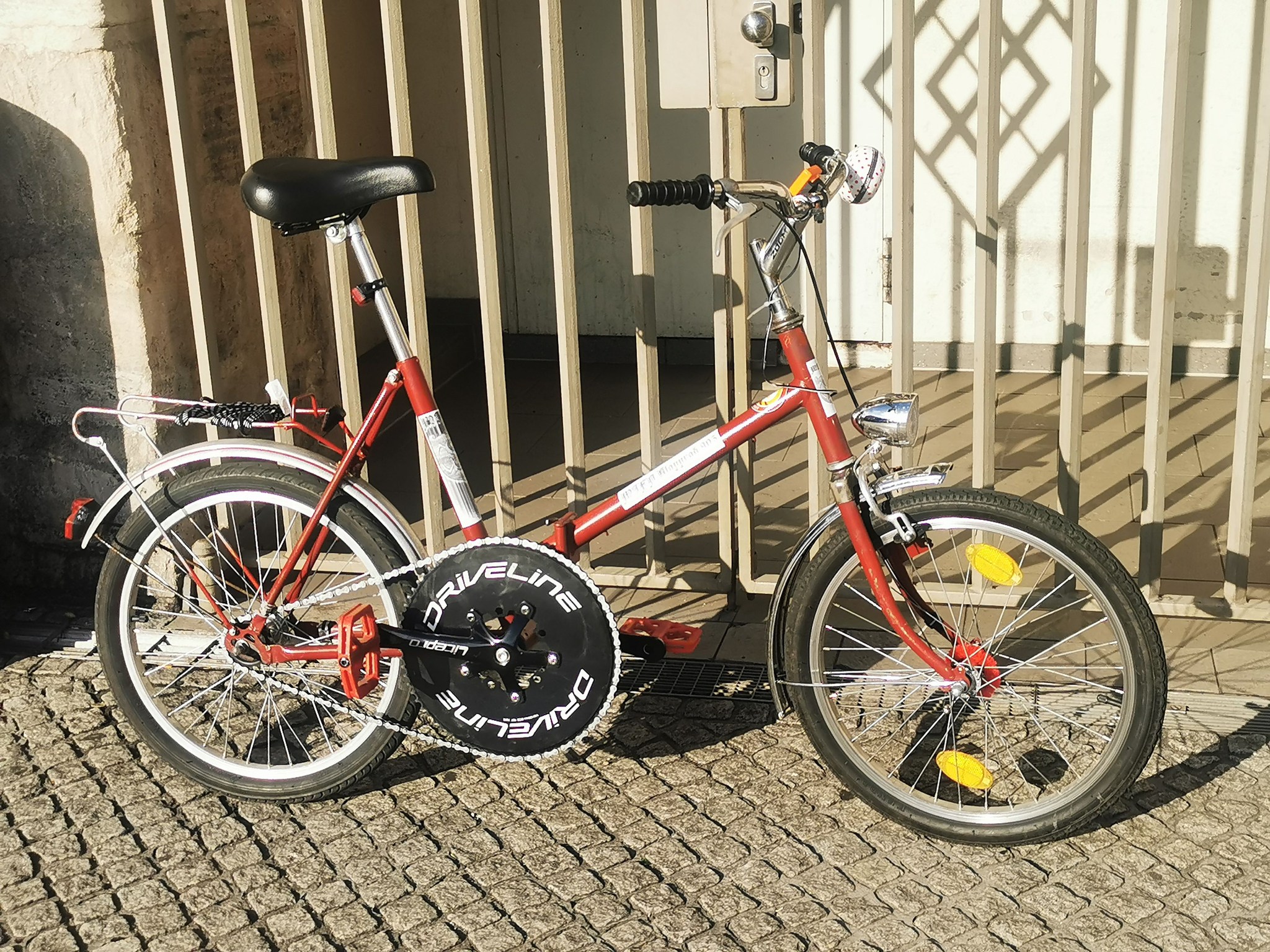 lastenfahrrad hinten Simply.Lift EP6 Longtail E-Lastenrad für Kinder und Alltag Colour:White Frame VLT 28% Pink Lens+VLT 75% Polarized Yellow Lens gravel toolkit Cube STEREO HYBRID 140
