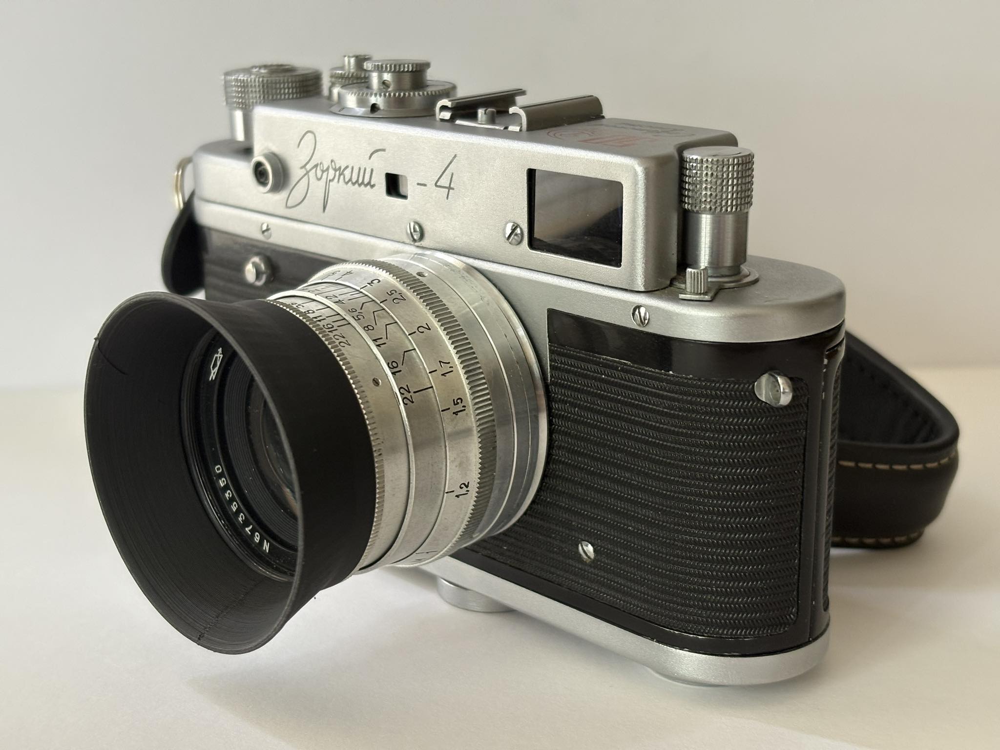 Zorki-4 camera with Jupiter-8 lens modification