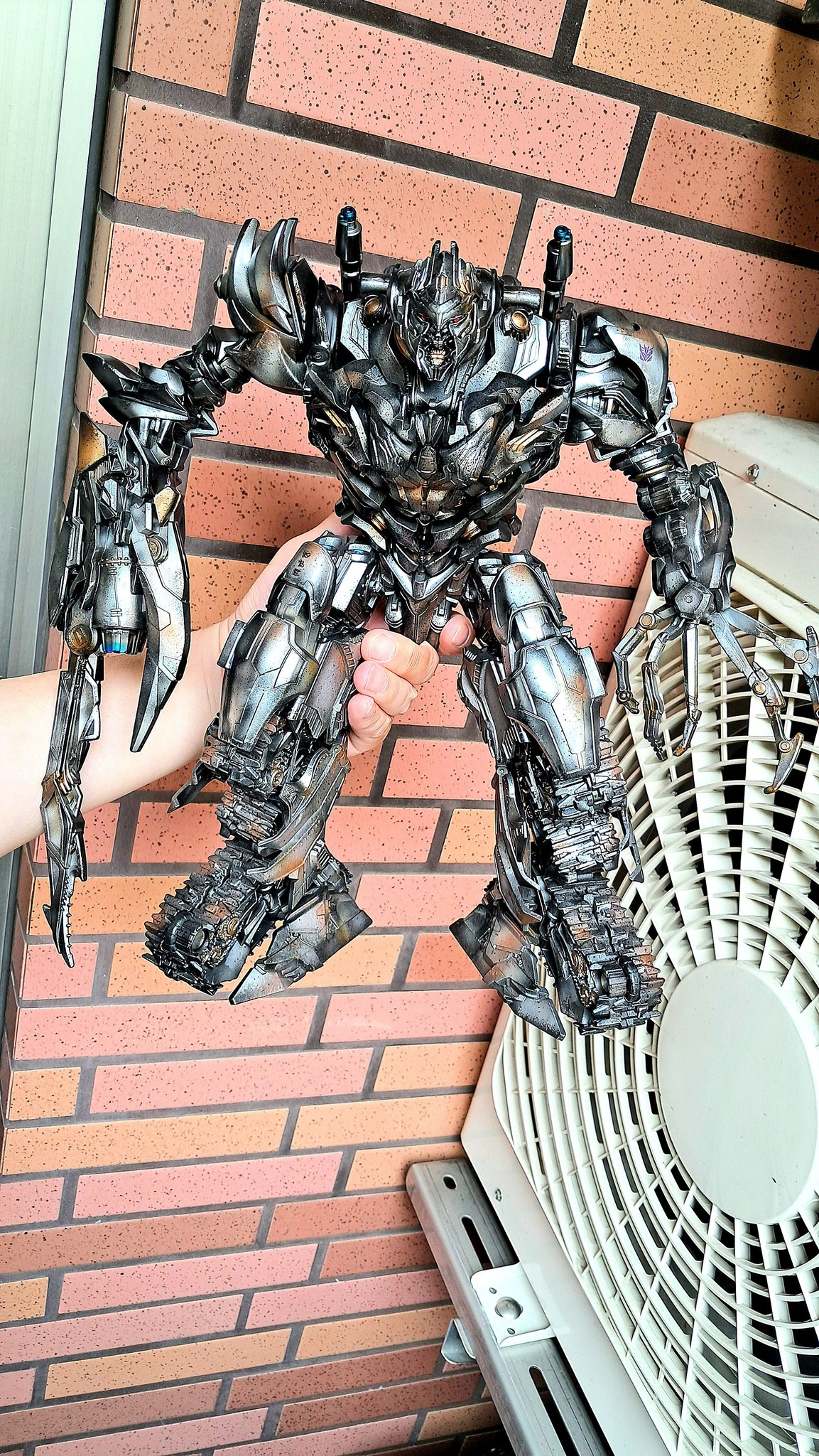 Custom repaint of LS06 Tank Mega Commander Megatron