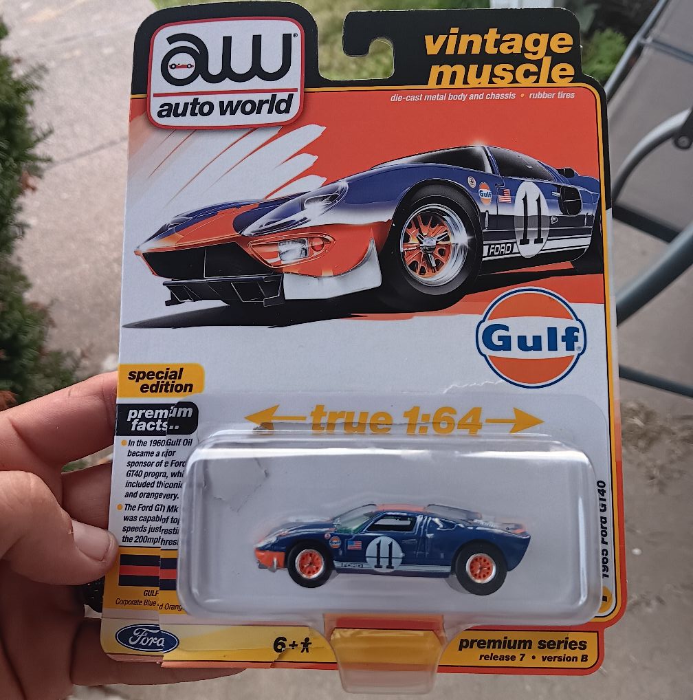 Hot Wheels and Auto World Gulf premium car collection
