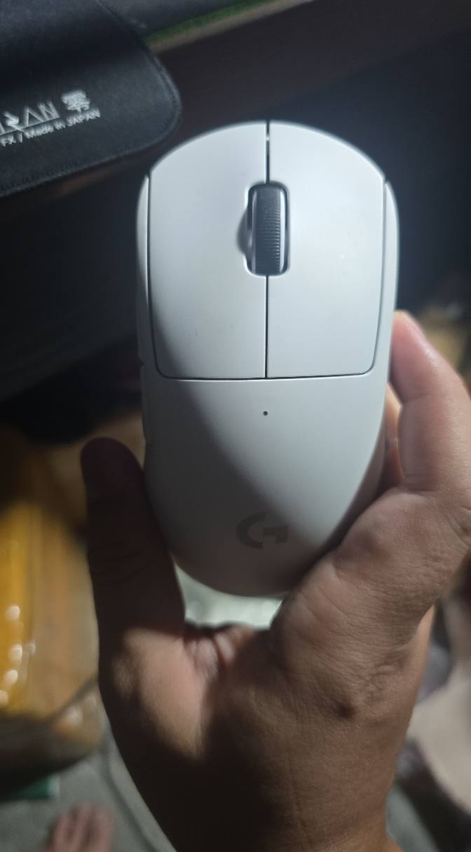 Logitech g pro x superlight 2 dex (MINUS KUNING BEKAS JARI GA NGARUH ...