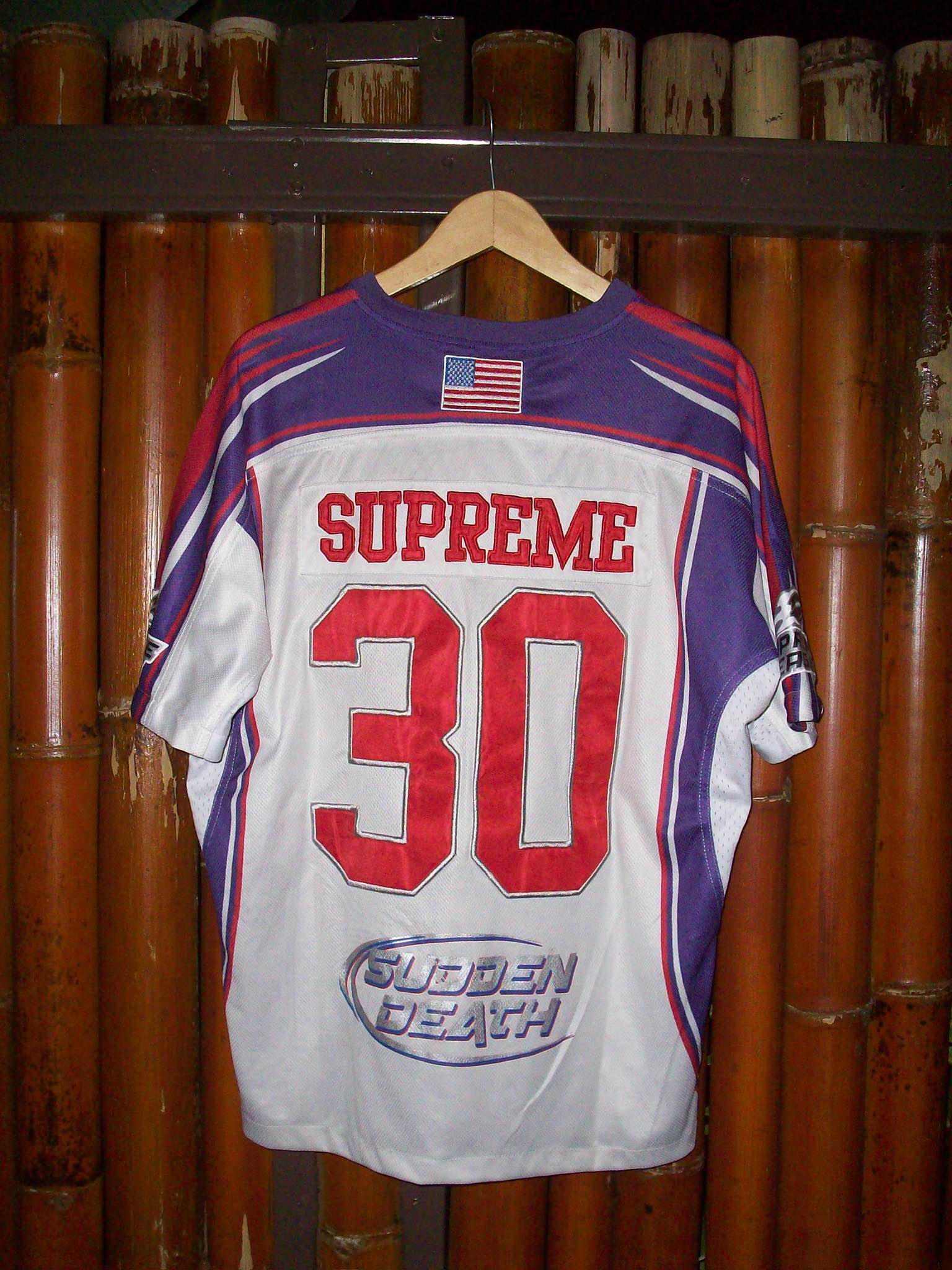 Jersey nfl/rugby supreme sudden death sz L Pxl 72x58 Price: 850k