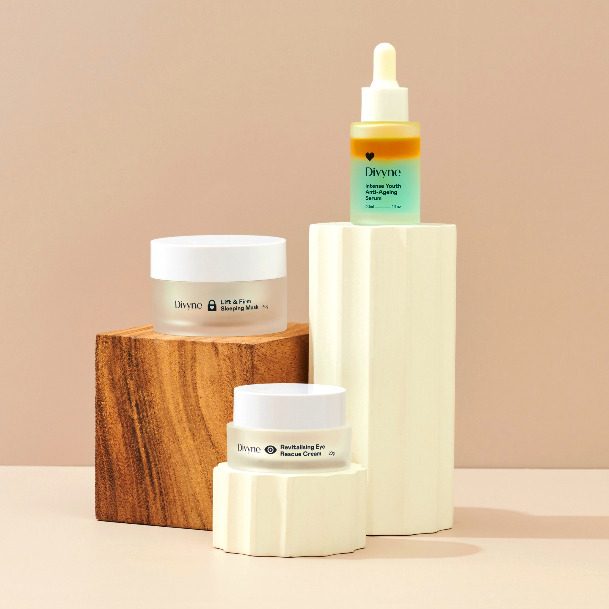 Divyne - ใหม่ล่าสุด! เซตรวมผลิตภัณฑ์ Anti-ageing... | Facebook
