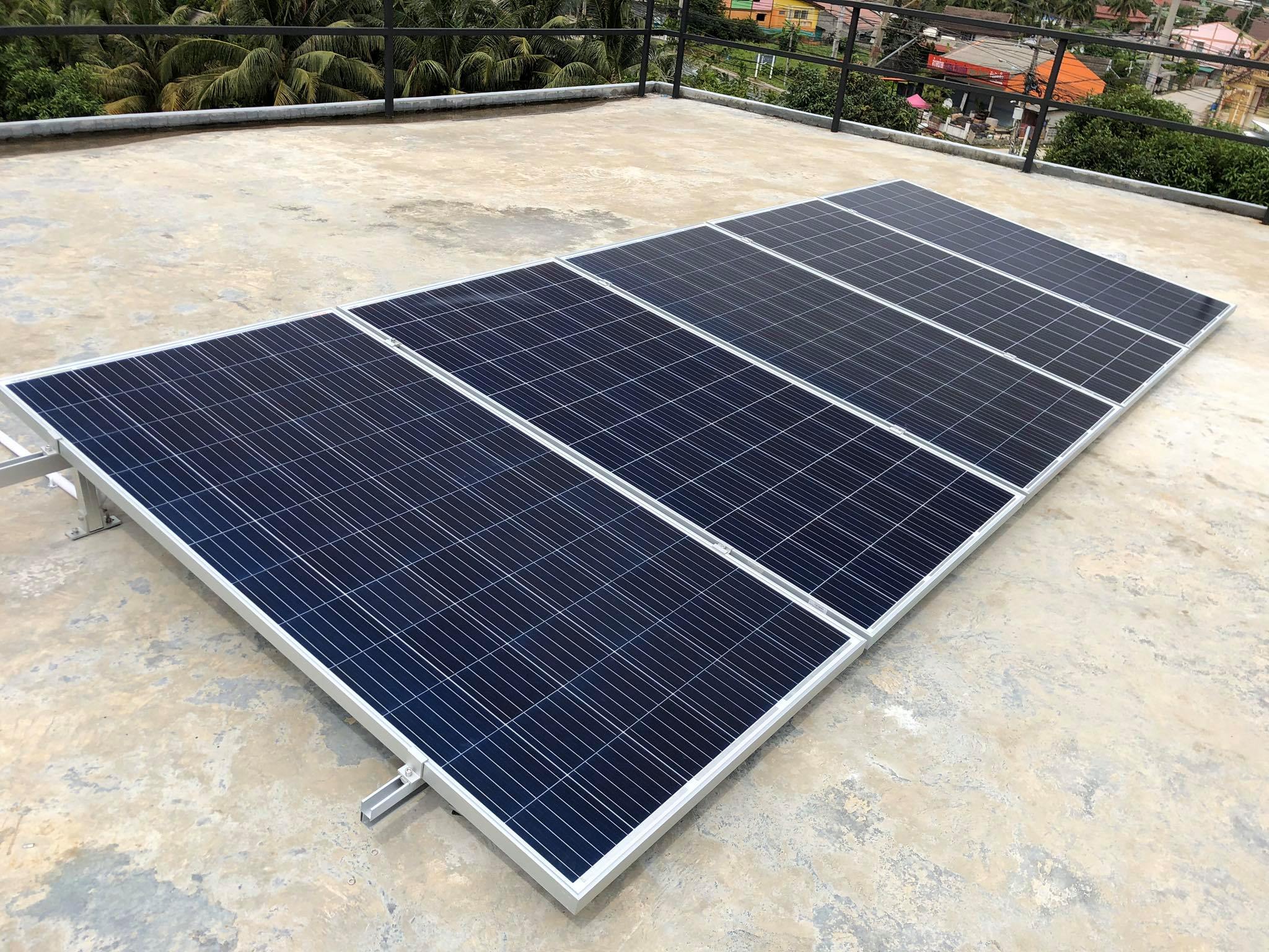 ติดตั้งเสร็จไปอีกงานครับ ออนกริด 1.5 kw... - Hatyai Solar Innotech-สาขา ...