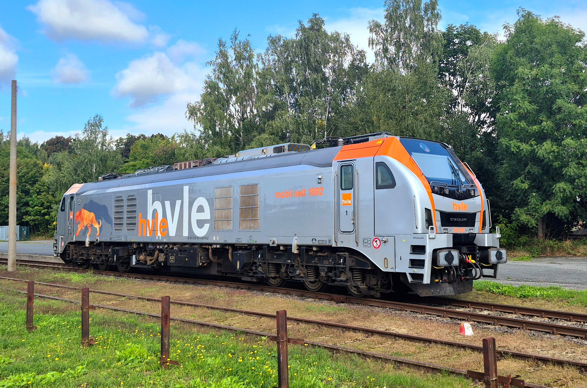 Stadler EURODUAL 99 001 pro GB Railfreight. VUZ Velim 2.3.2025