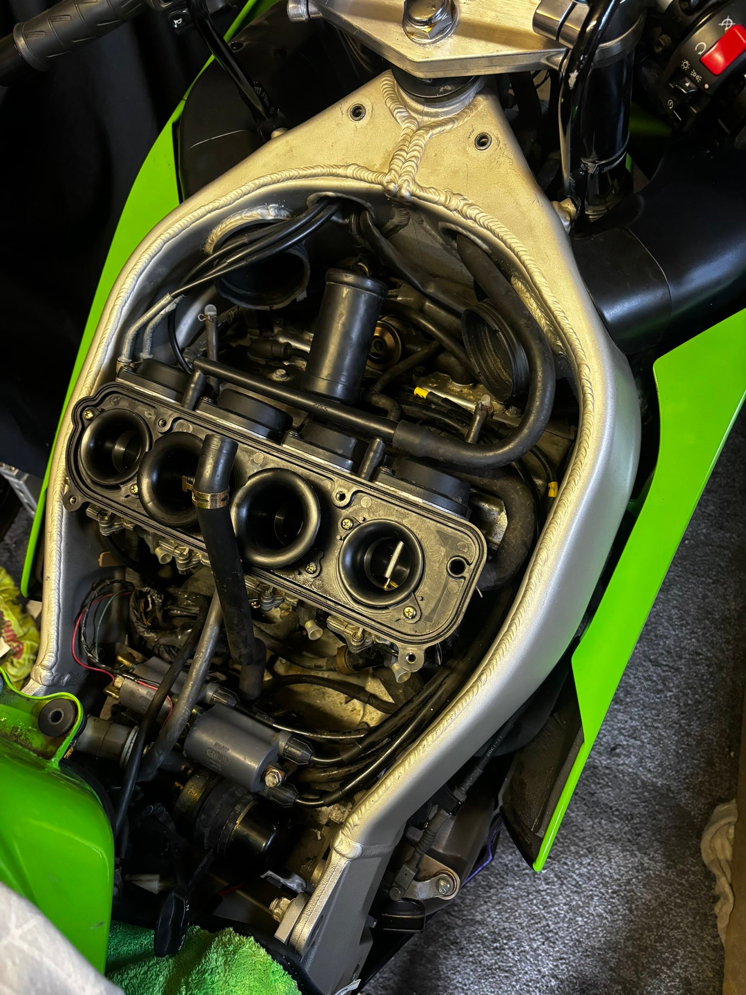 So I have a 1998 G1 Kawasaki ZX6R that's done just less than 3k