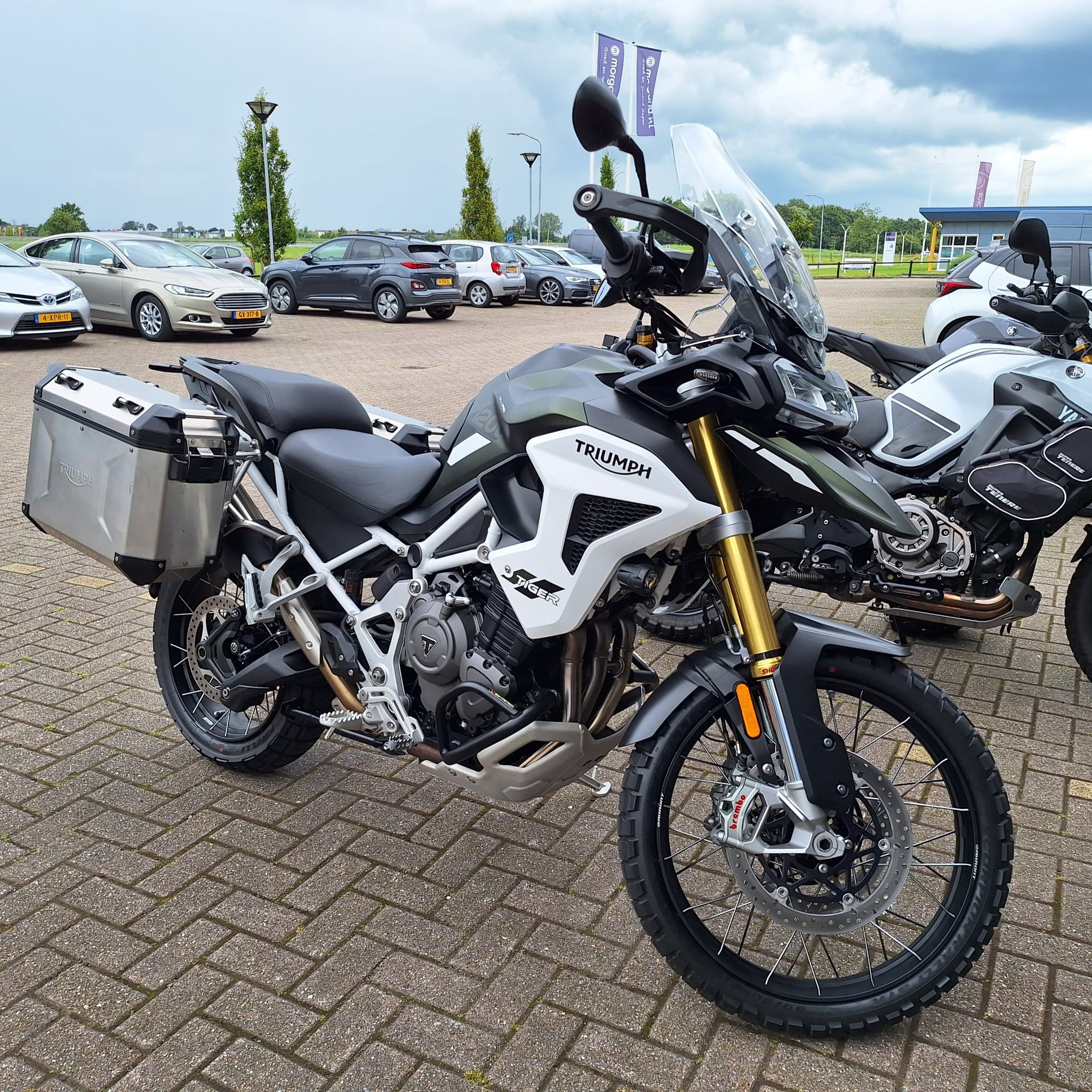 Trading Yamaha XT 1200 for Triumph 1200 Pro Rally