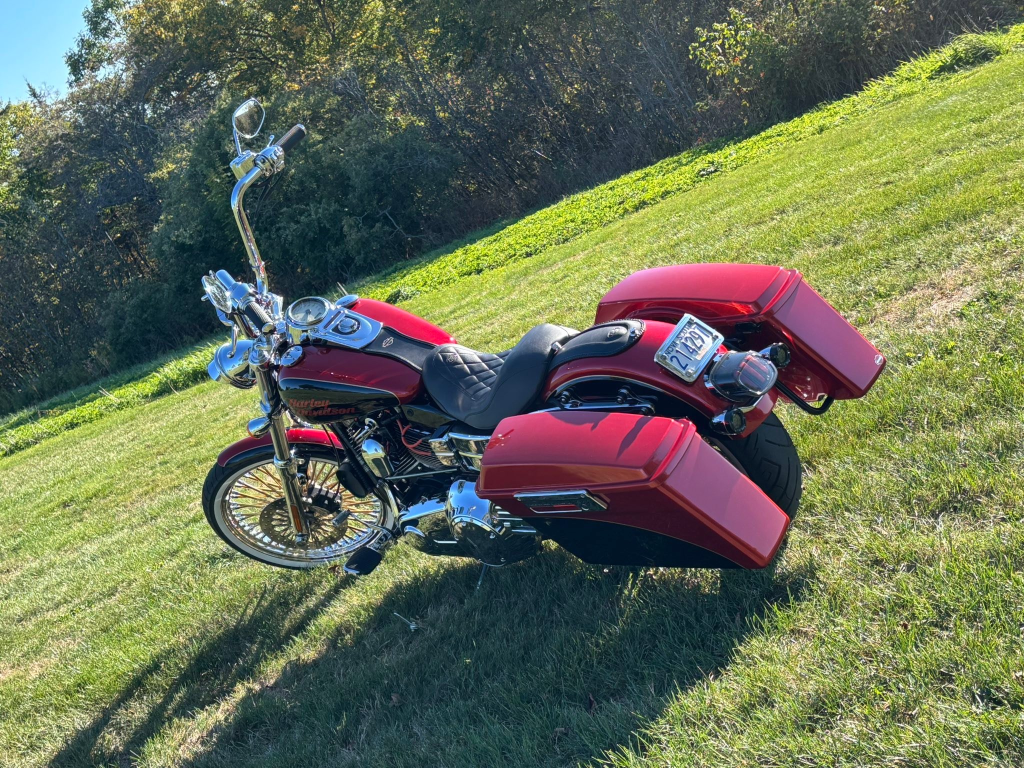 Let me see them bikes… here my 2000 WG