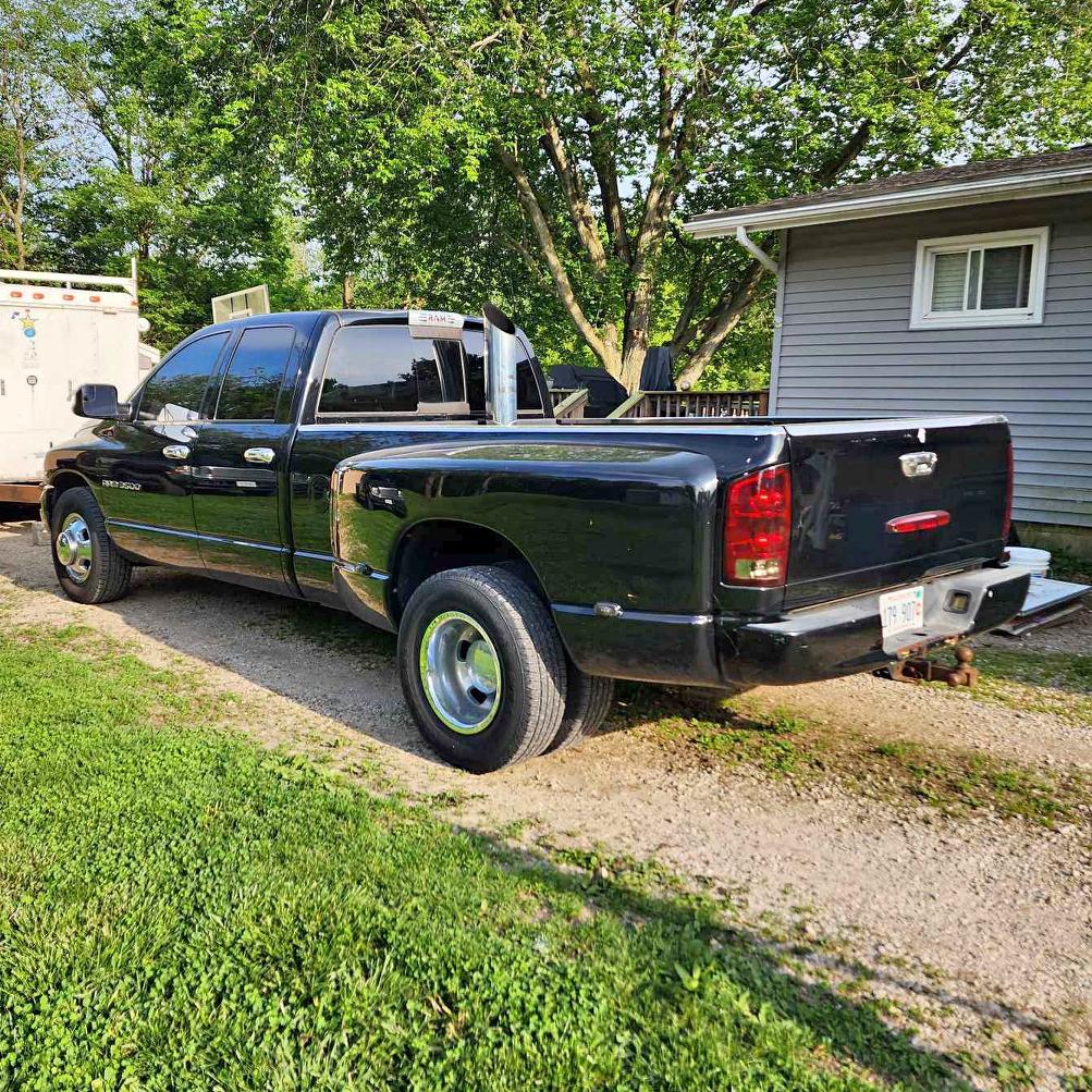 2004 Dodge Ram 3500 Quad Cab · SLT Pickup 4D 8 ft