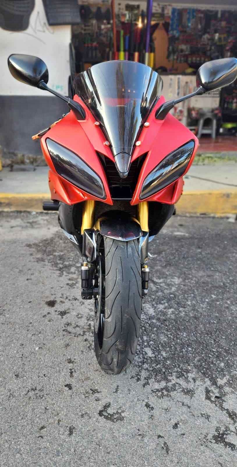 2006 Yamaha R6r