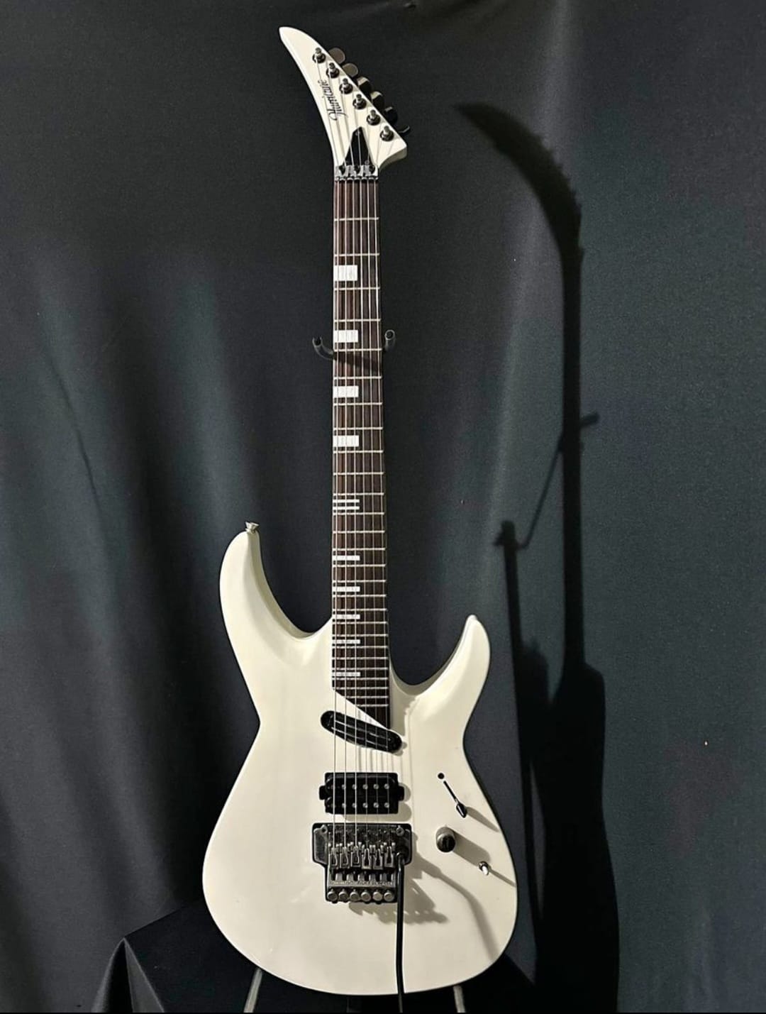 Morris hurricane guitar model identification