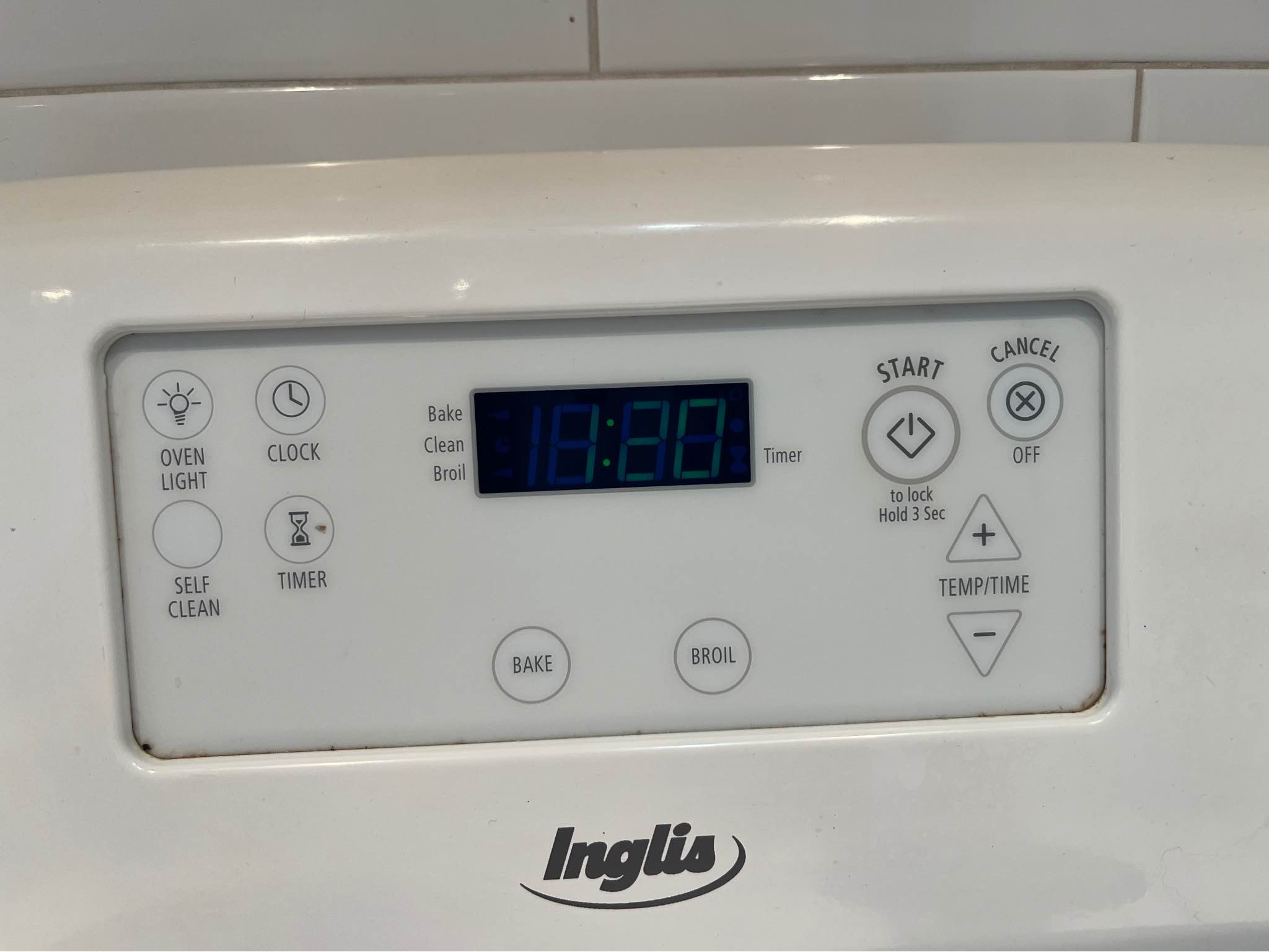 Cuisinière / Four électrique Inglis - Ranges & Ovens - Sherbrooke ...