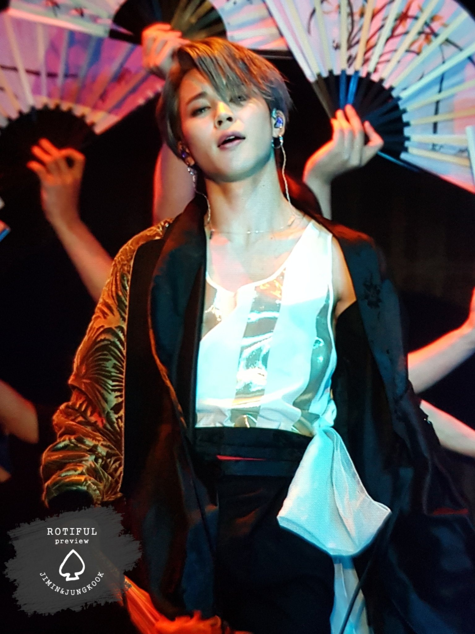 BTS “SWIM” Official Performance Videó - Jimin ?