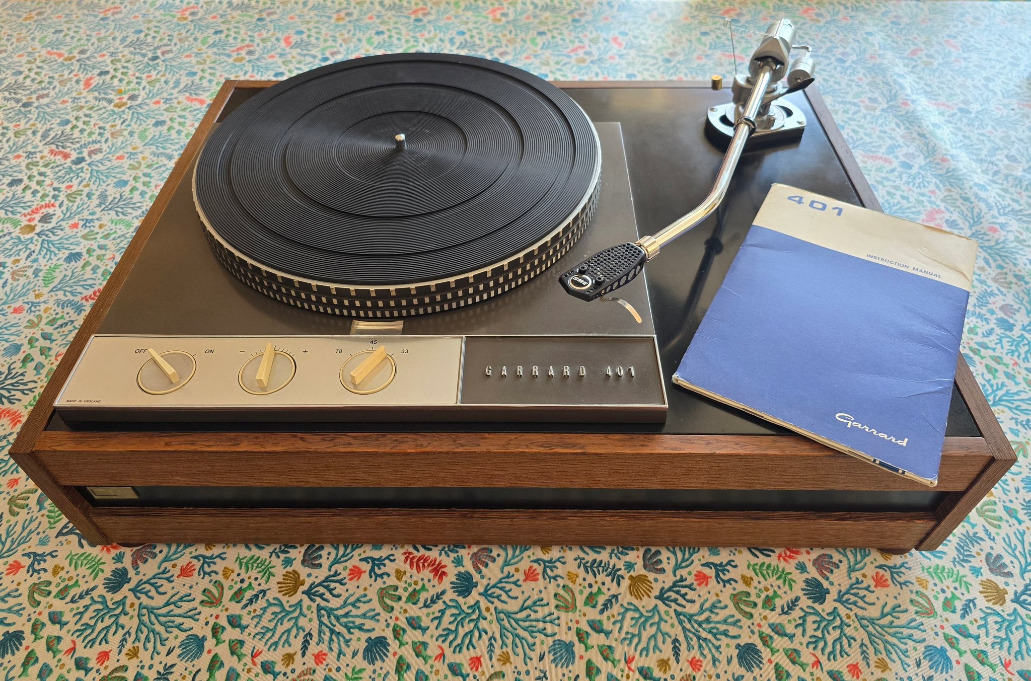 Audiophile setup with garrard 401 and sme 3012 tonearm