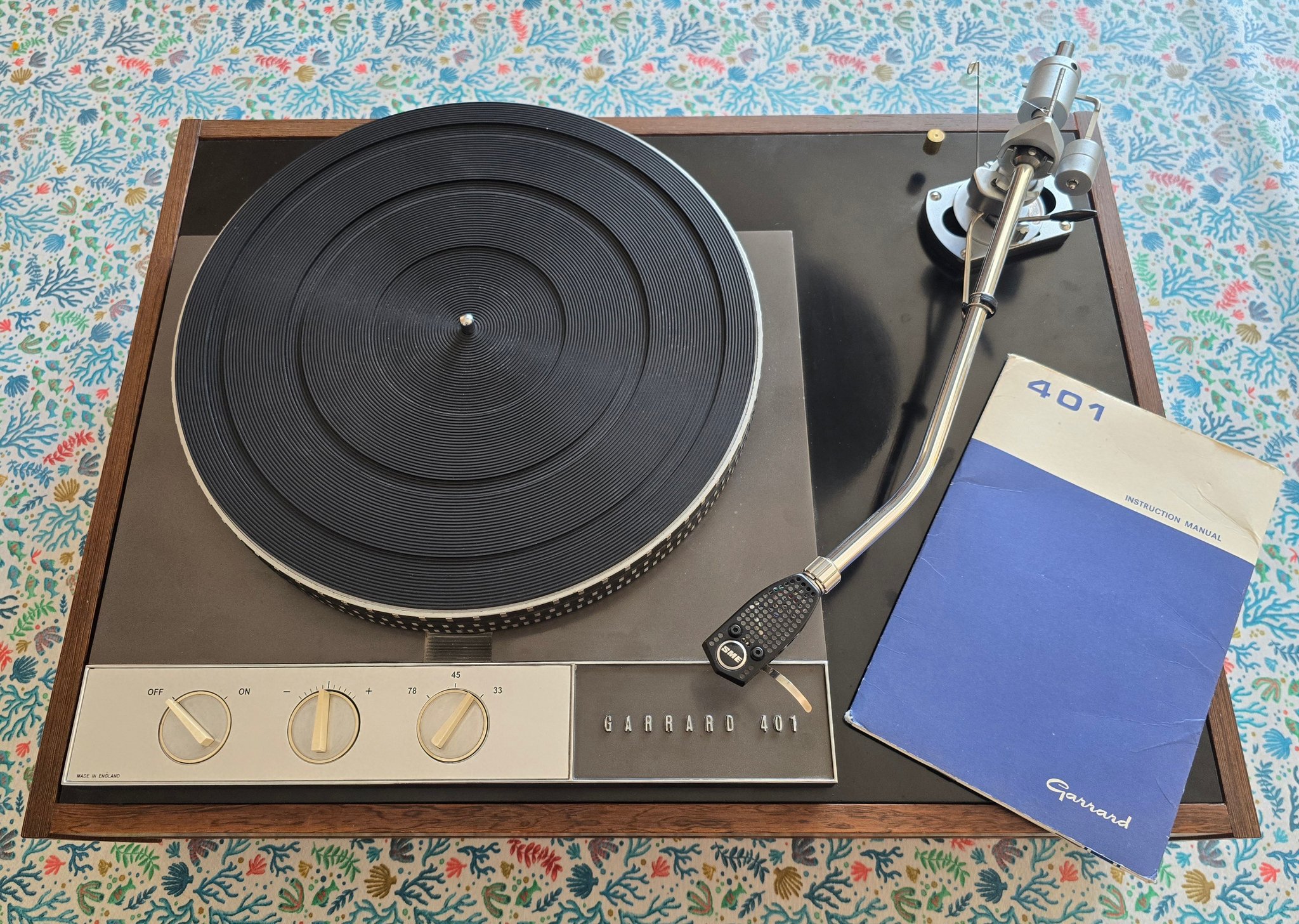 Audiophile setup with garrard 401 and sme 3012 tonearm