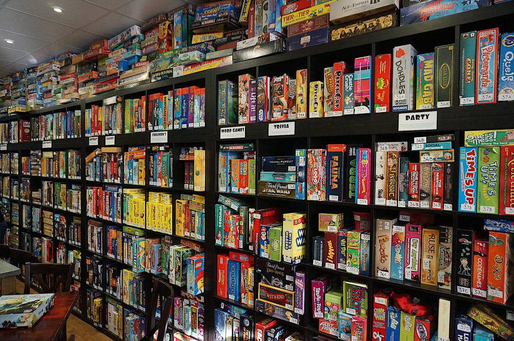 Hi! Looking for spooky/fall game recs for ages 6+?? Thanks!! | Facebook
