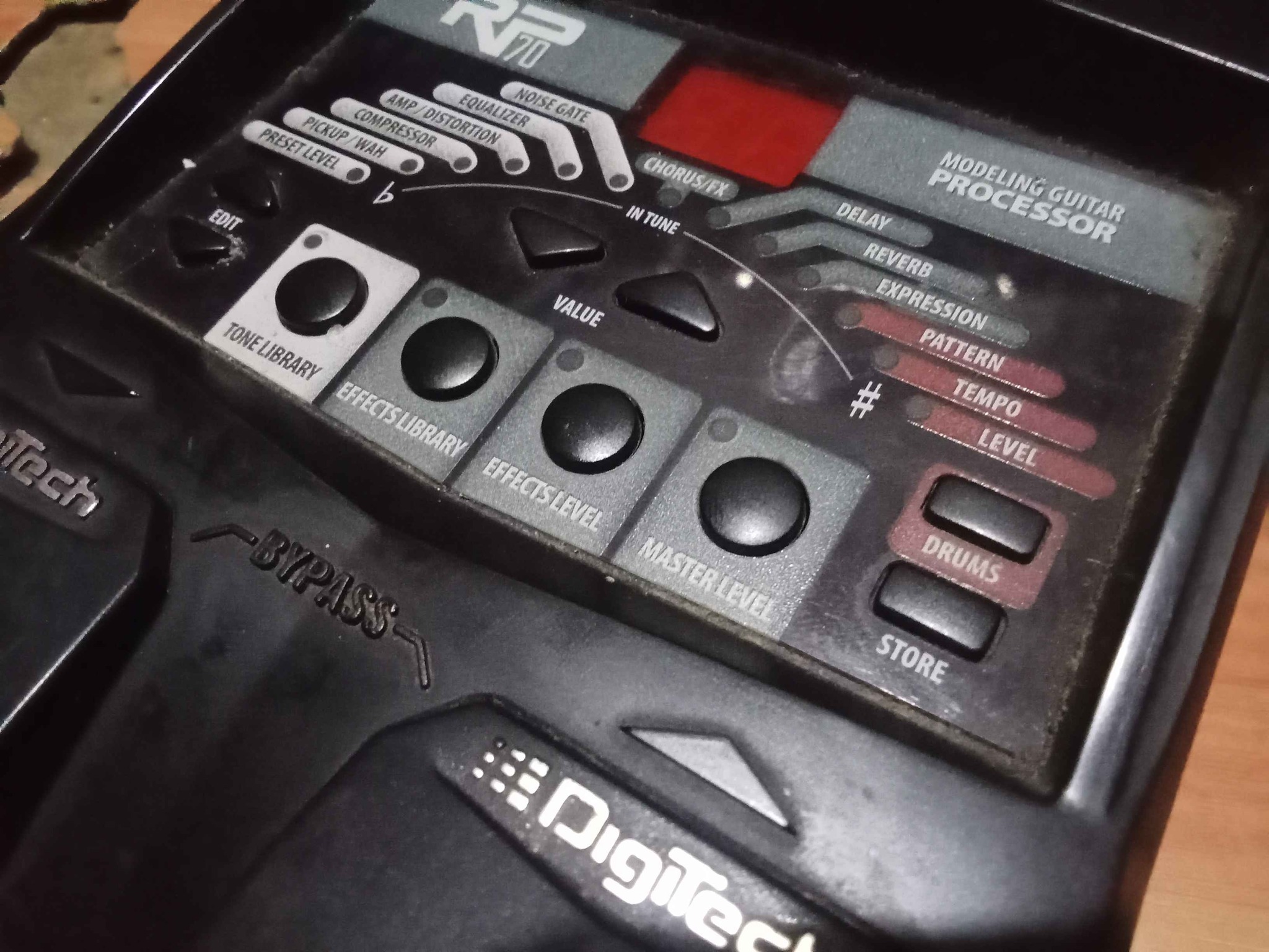 effect guitar digitech RP70 - Multi Effects Pedals - Bandung | Facebook ...