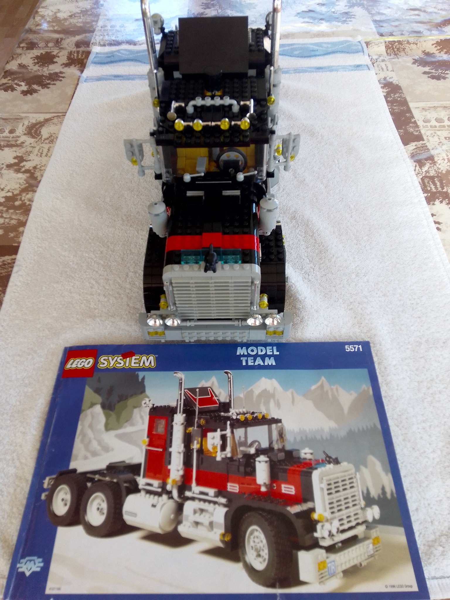 Lego Model Team 5571 Giant Truck review
