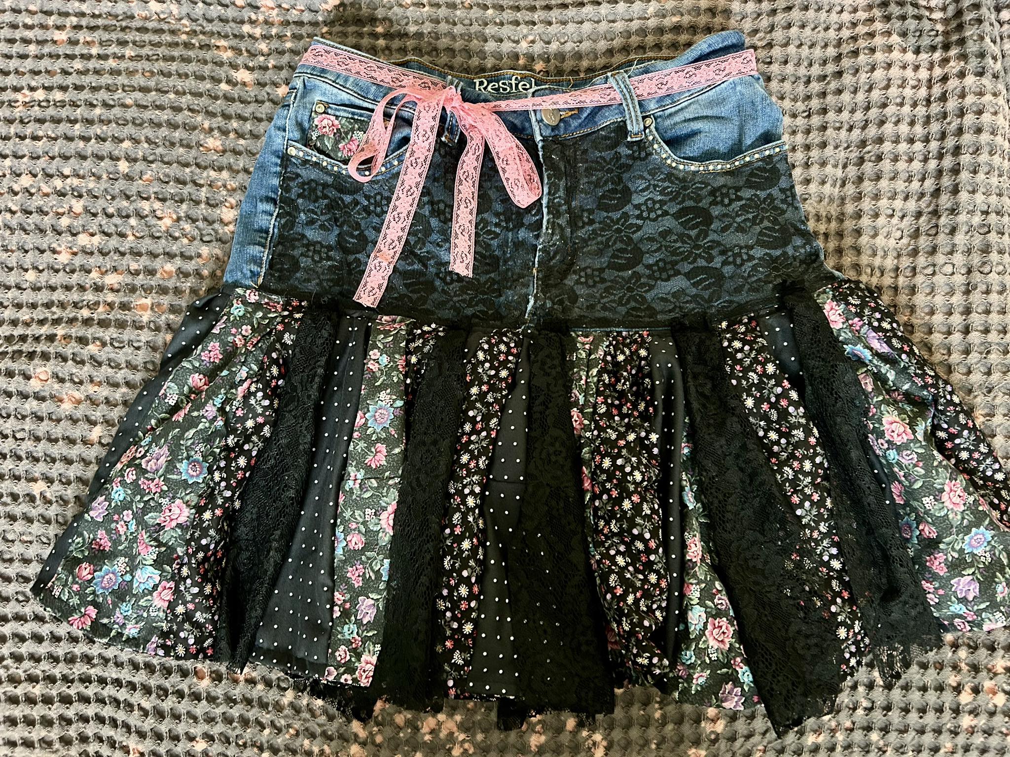 How to DIY Lace layered Skirt from Old Jean