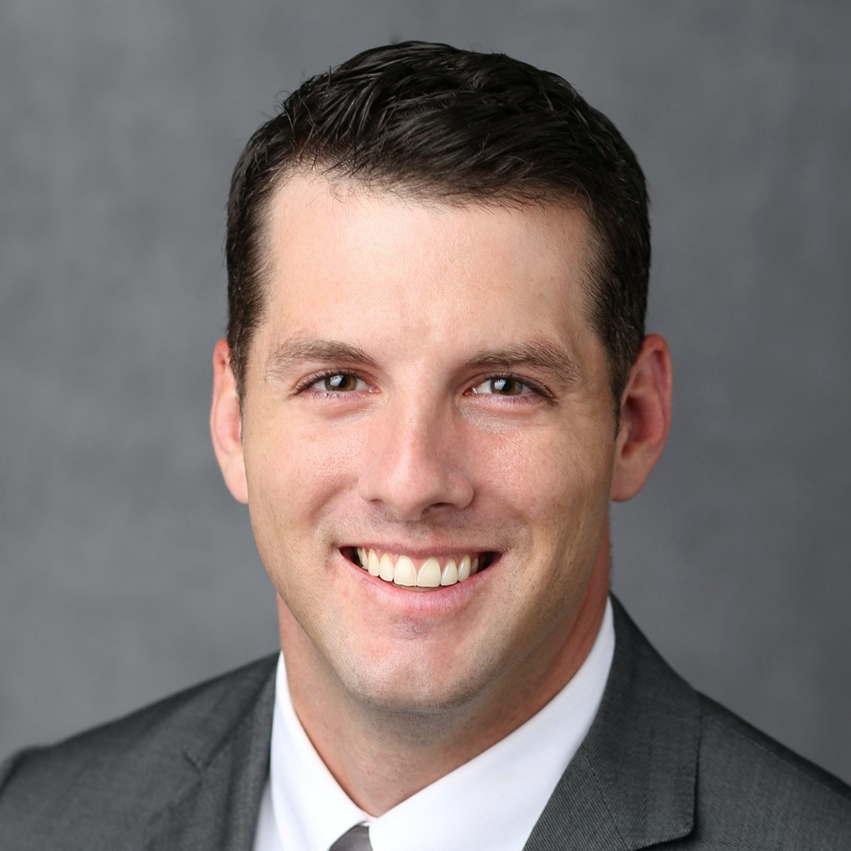 DMOS - Dr. Zachary Ries specializes in the treatment of spinal injuries ...