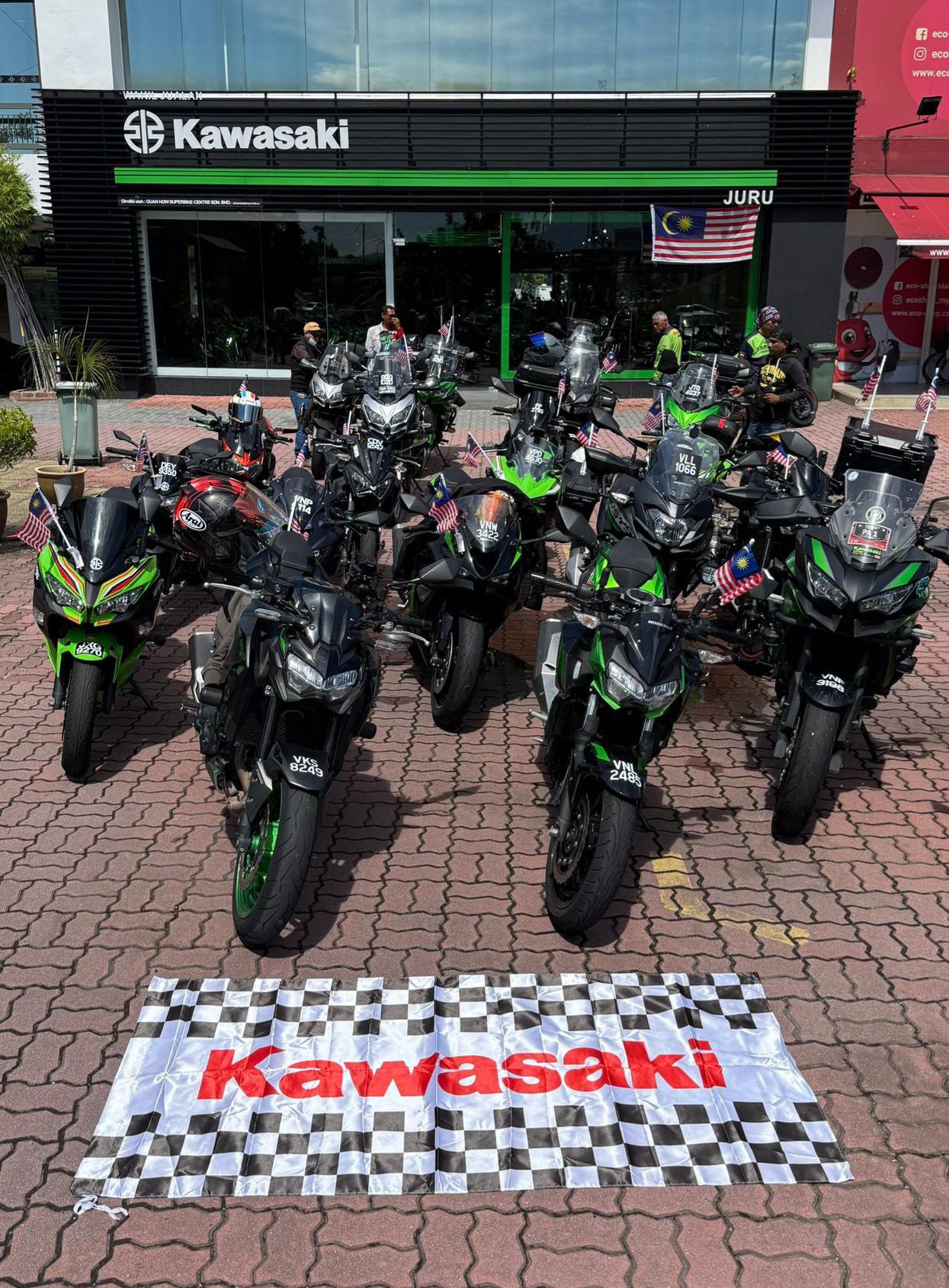 Are Malaysian Kawasaki ZX-6R owners welcome to join?