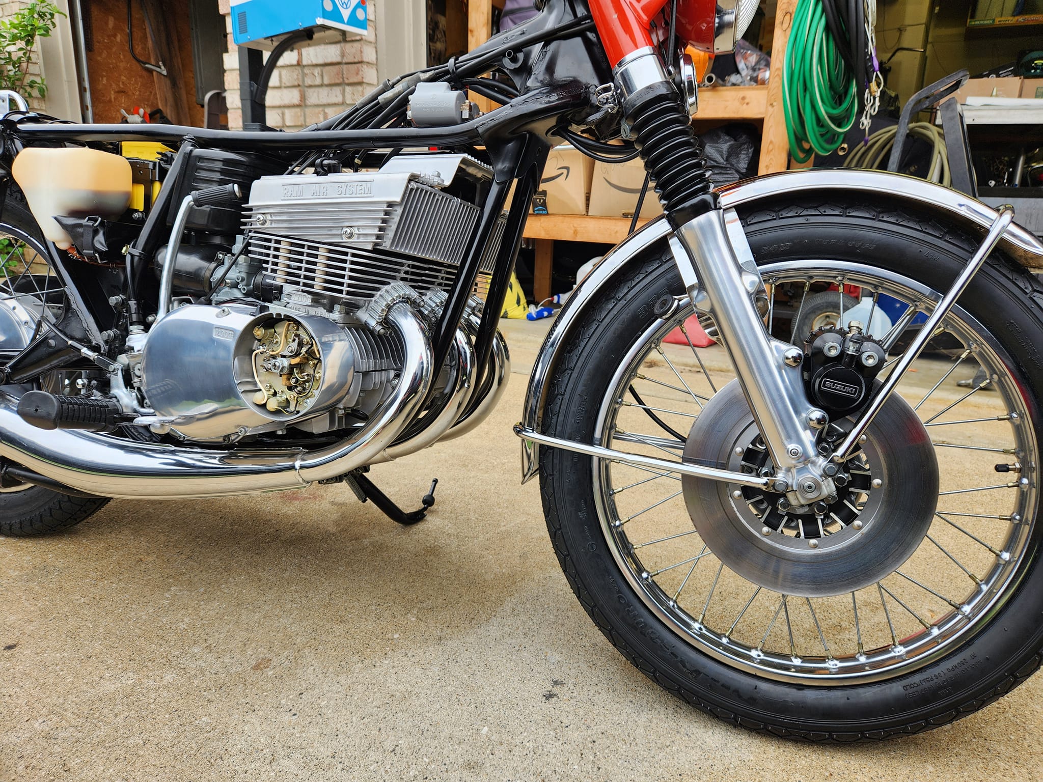1973 Suzuki GT380 complete rebuild with original components