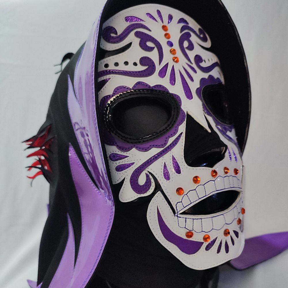 Ivan Sanchez Mask updated his profile... - Ivan Sanchez Mask