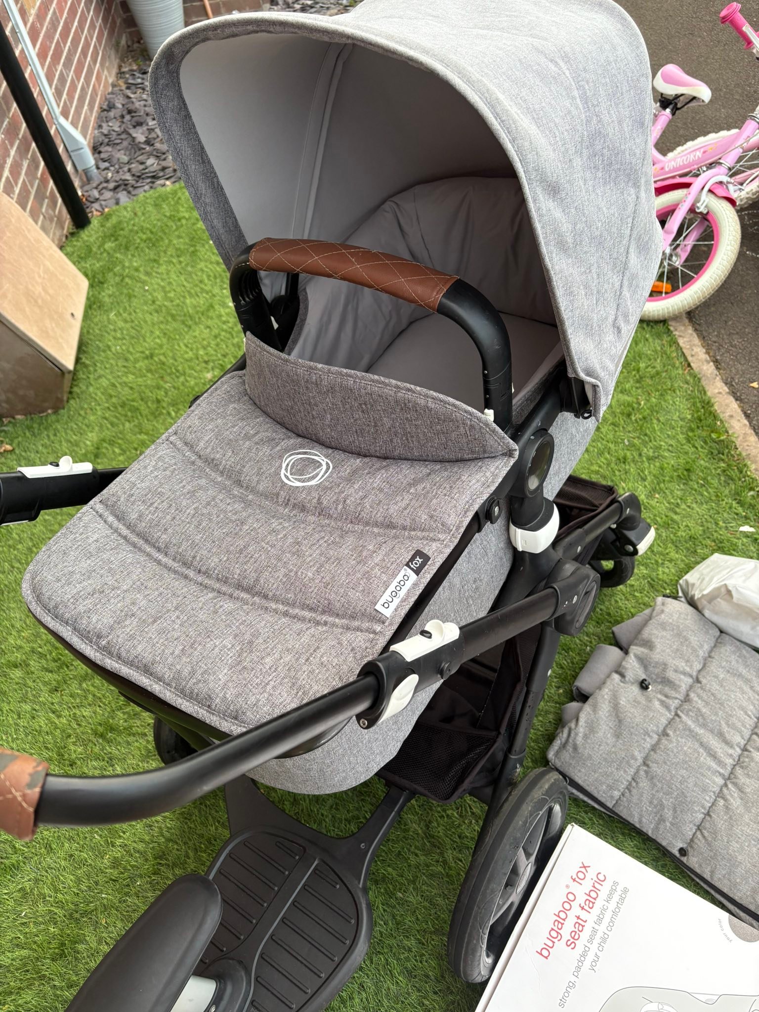 bugaboo cameleon 3 covers Breezy Sun Canopy Position the canopy to LENGTH:ITLS73MHF / 7'3
