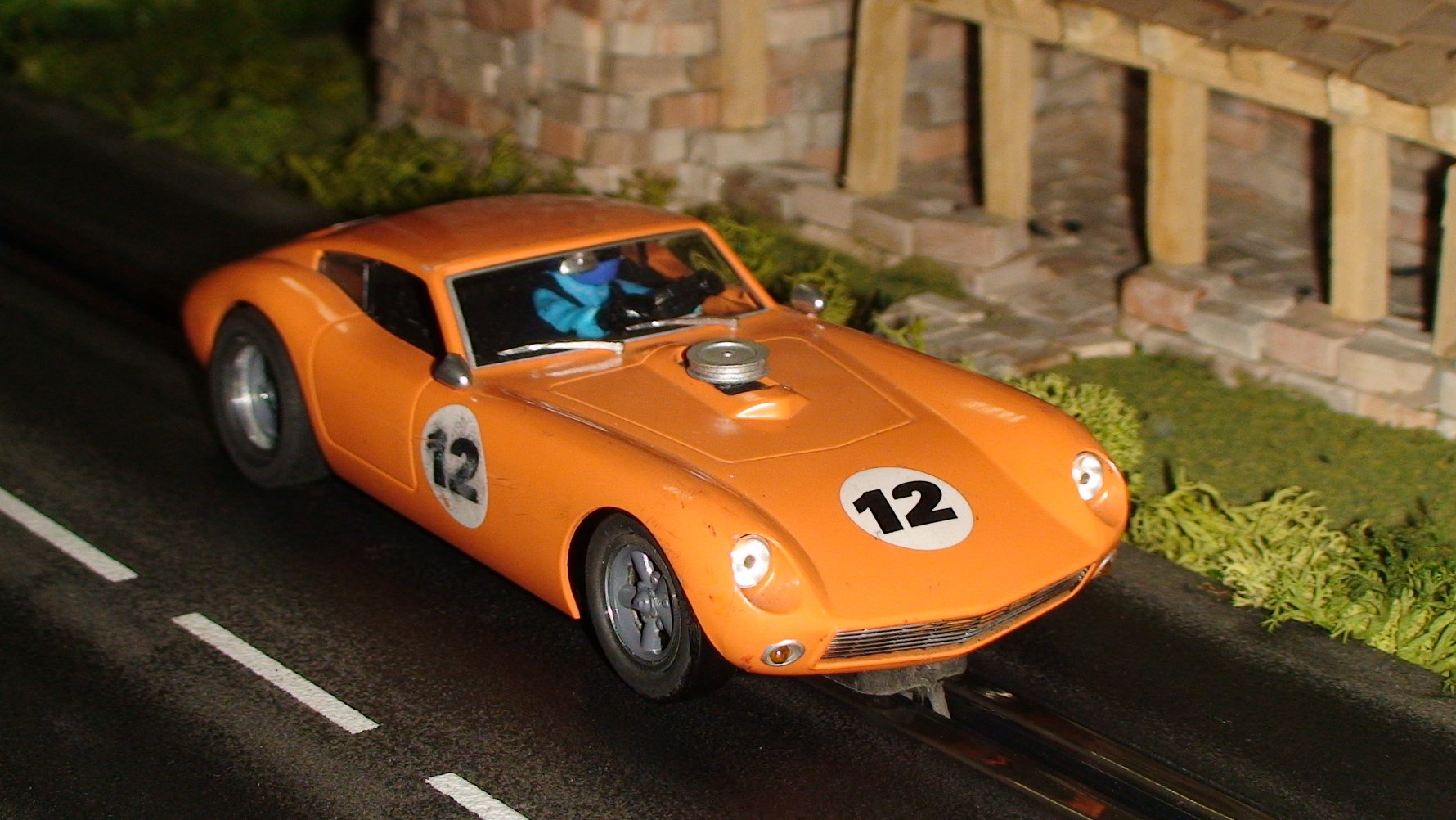 Customized Mrrc Kellison J4 car modifications