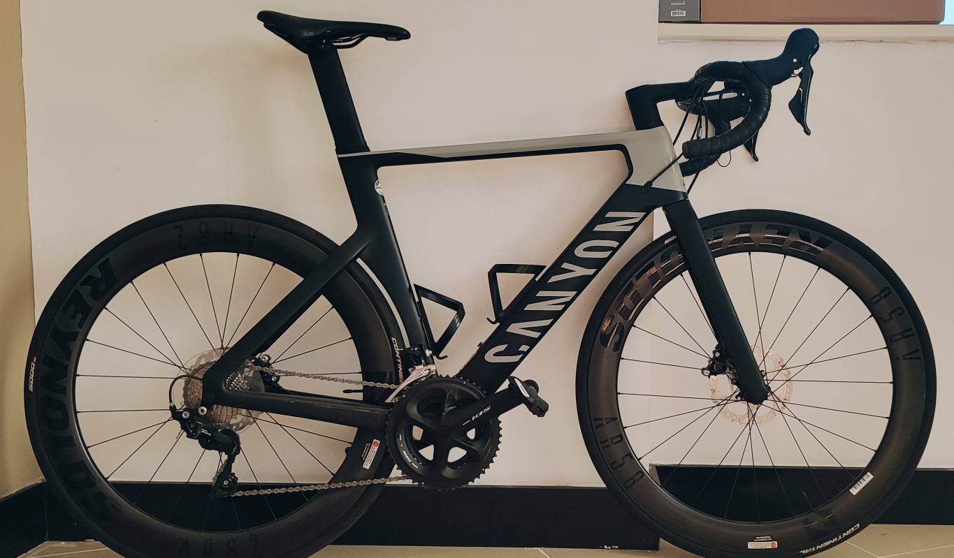 For Sale: Canyon Aeroad CF SL 7 Disc Carbon, Size M 1st Hand, Very 