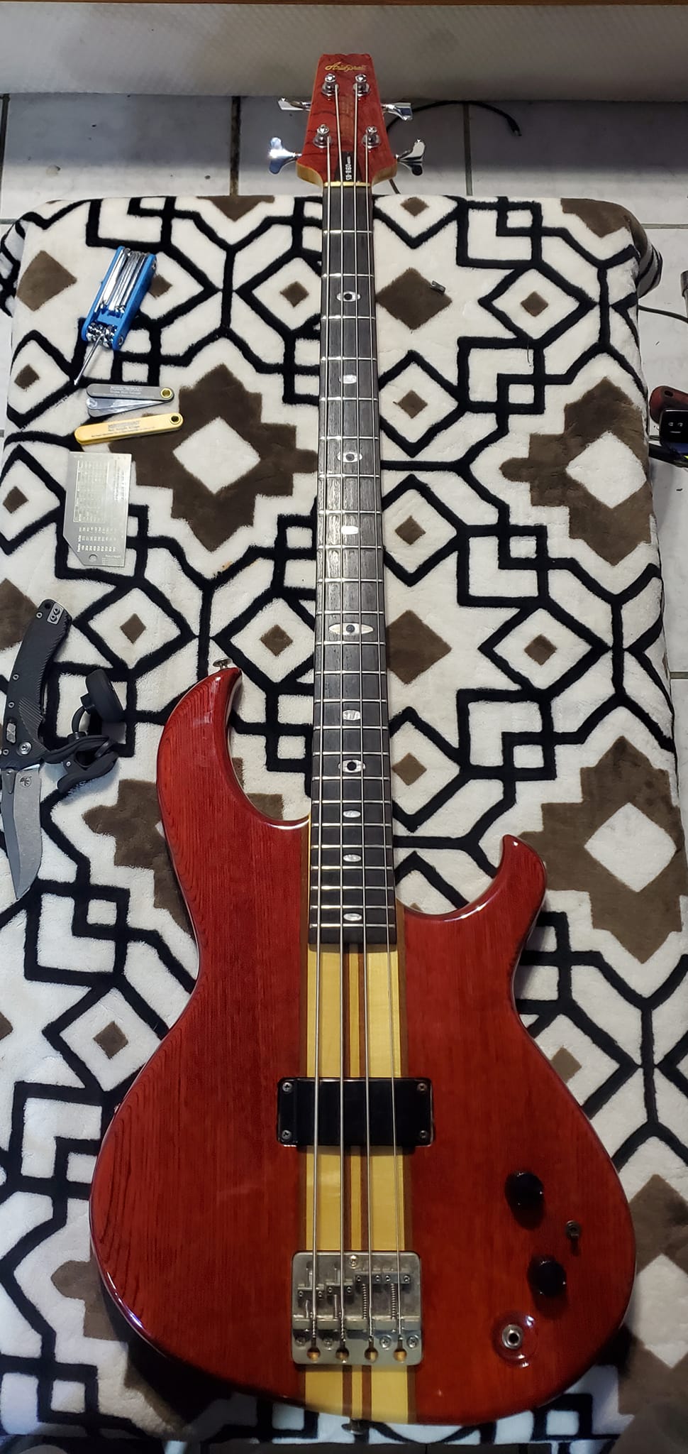 Acquiring a rare 1983 Aria Pro ll SB R60 bass guitar