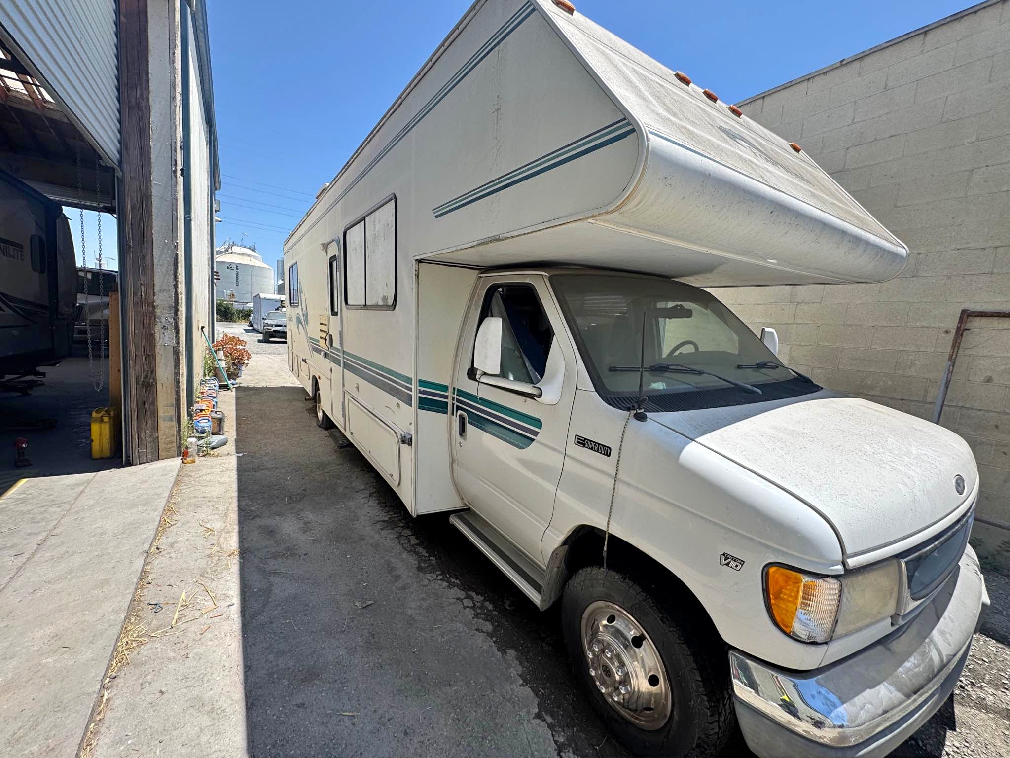 1998 Ford V10 - RVs & Campers - Campbell, California | Facebook Marketplace
