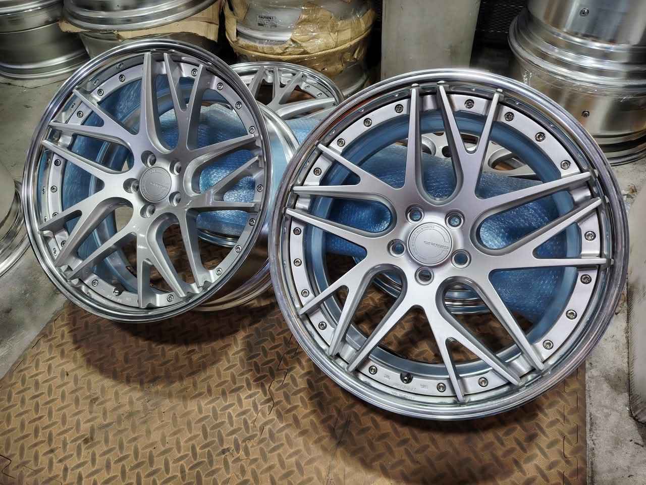 20] WORK GNOSIS CVXD #ORIGINAL_MADE_IN_JAPAN 20x8.5 ET38 20x9.5 