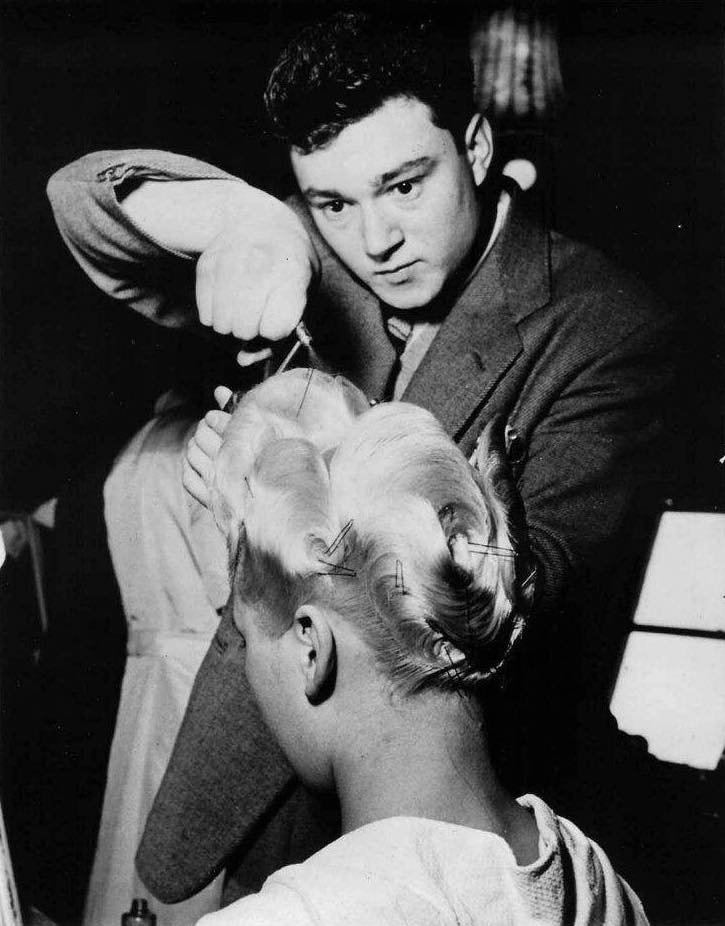 Vidal Sassoon's youthful resemblance to a matador