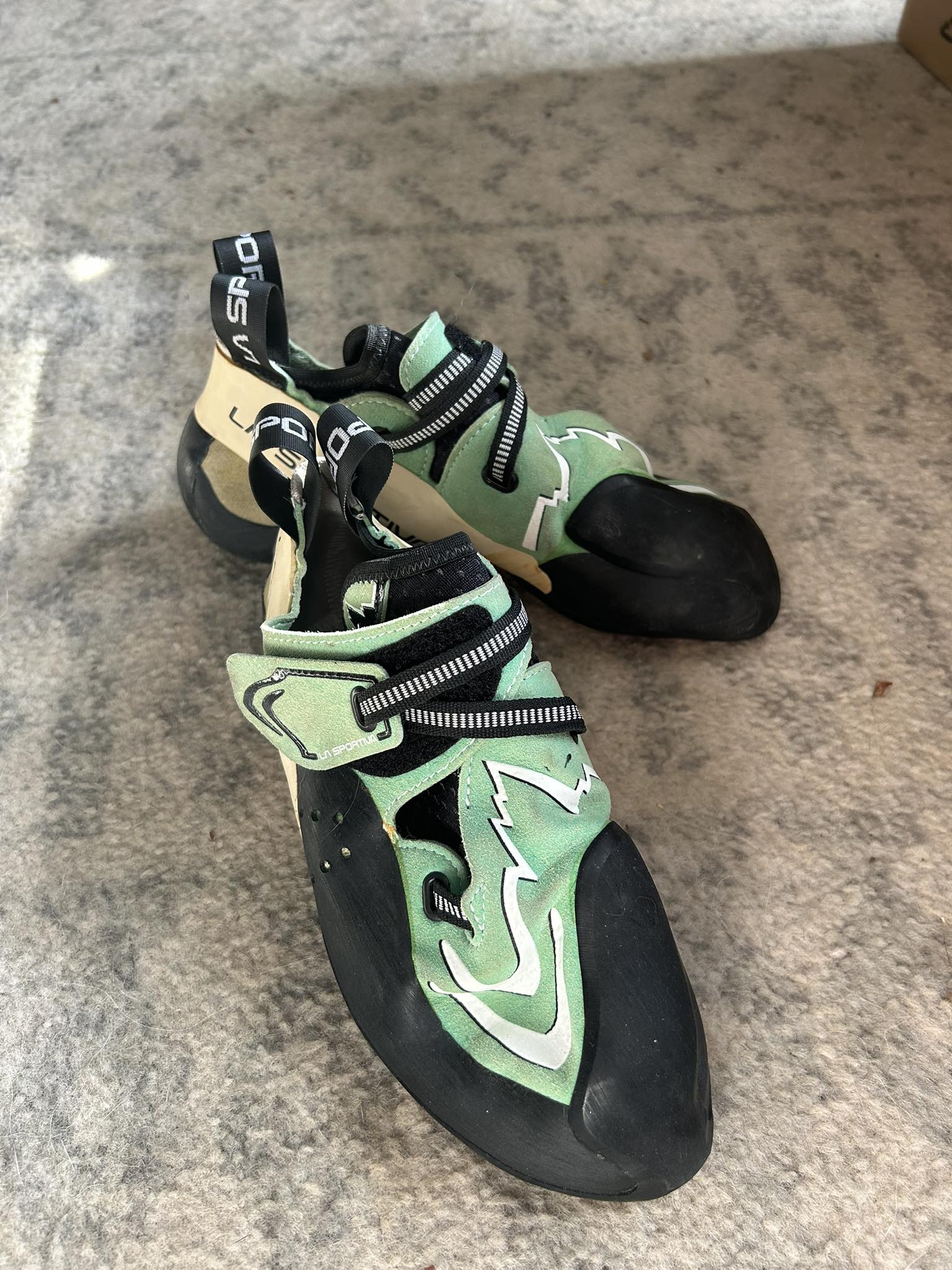 La Sportiva Skwama Climbing Shoes EU42 US9 UK8 These are used but 