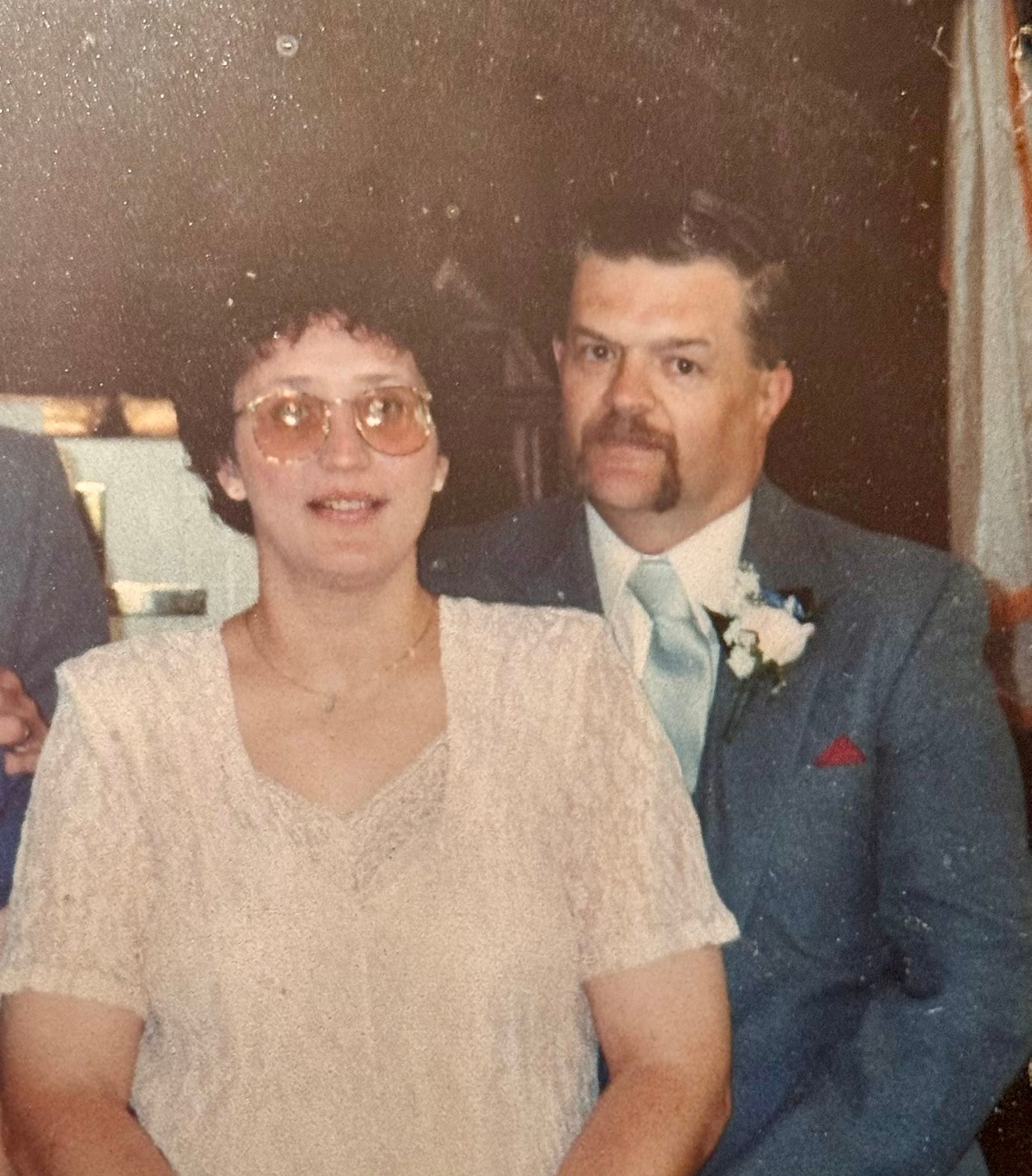 Les Walker - HAPPY 30TH. Anniversary to my wife. I don’t... | Facebook