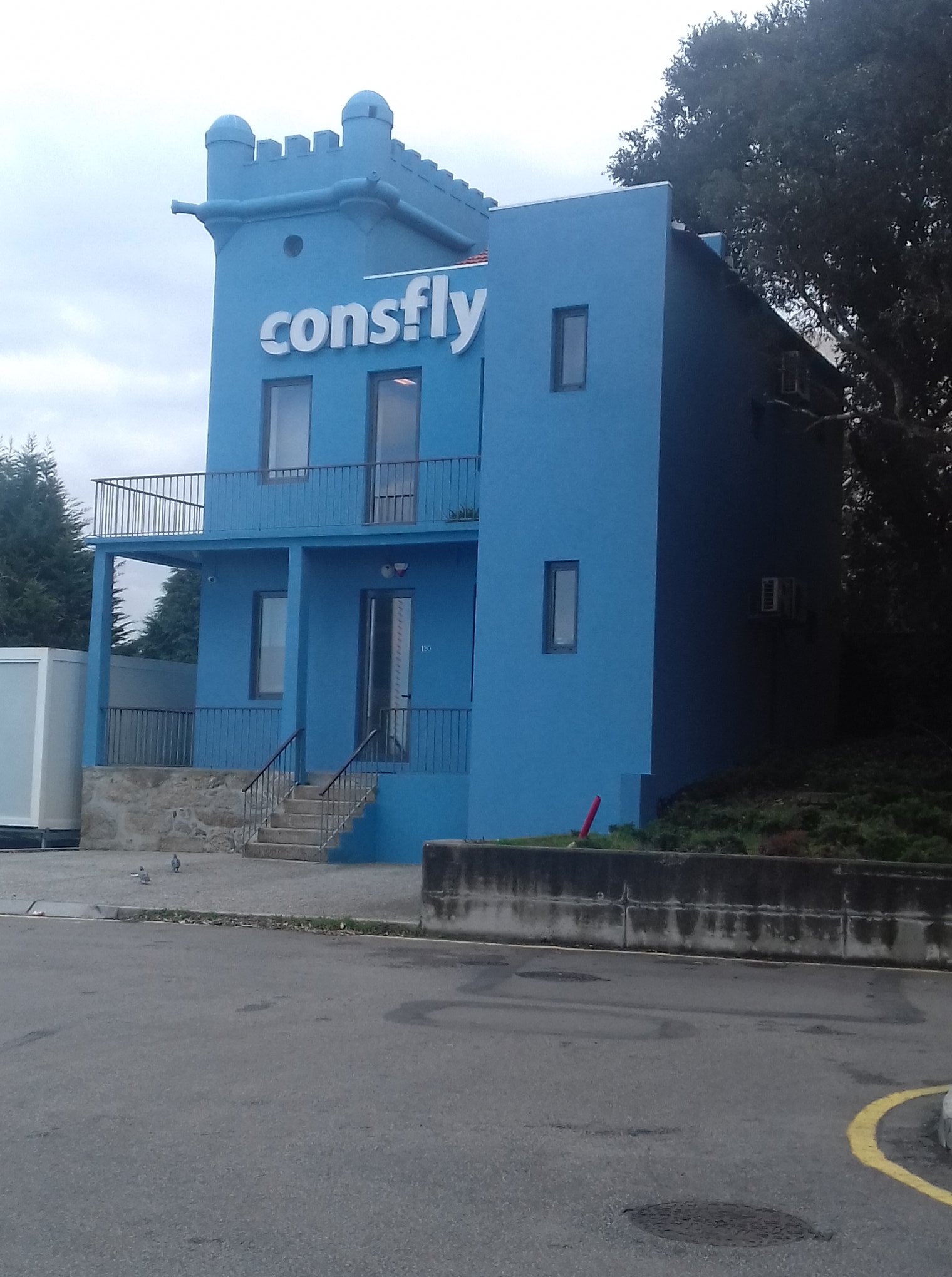 Consfly | Luxembourg