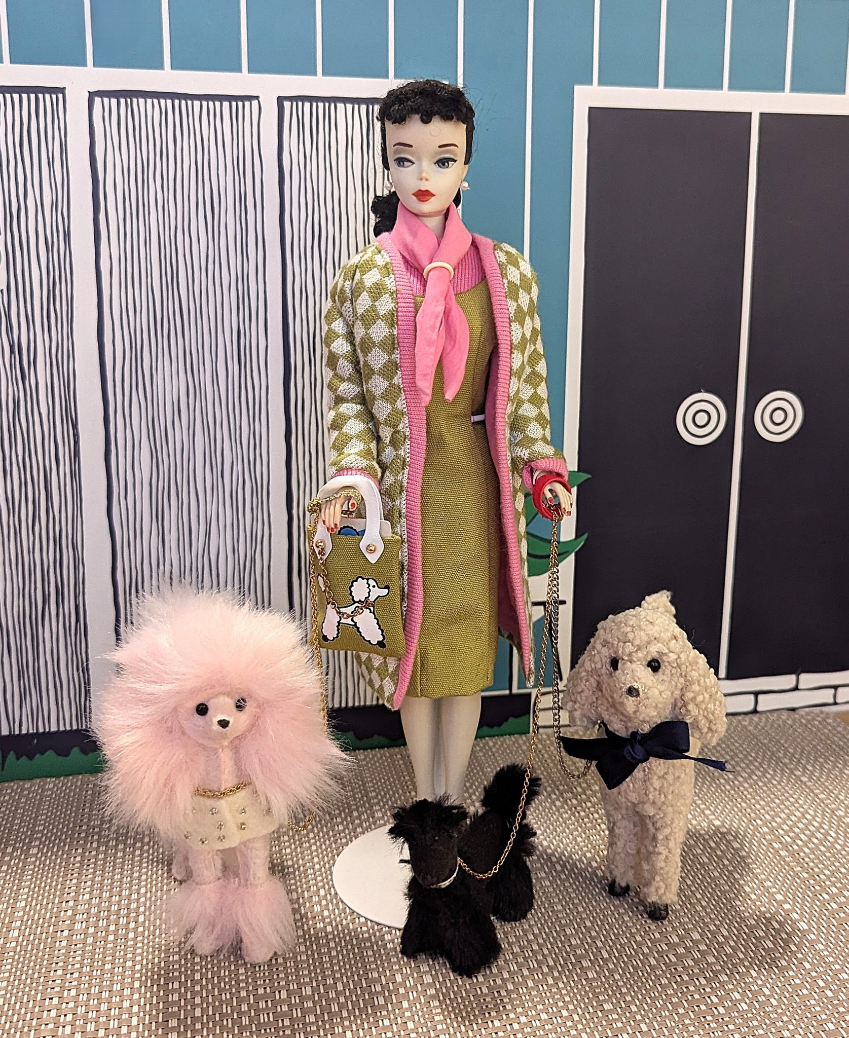 Do you remember Barbie Poodle Parade? From the box: “It's a