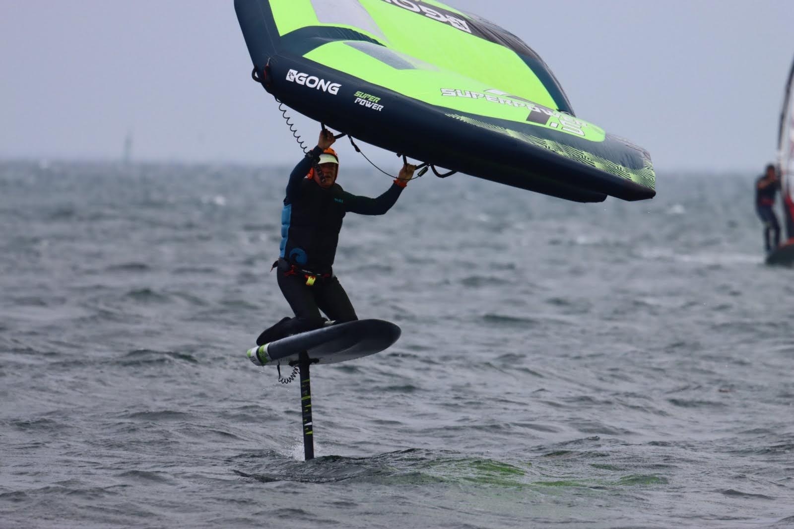 Summer is coming. Board: Castom - Mast: Gong Carbon HM 85 - Front 
