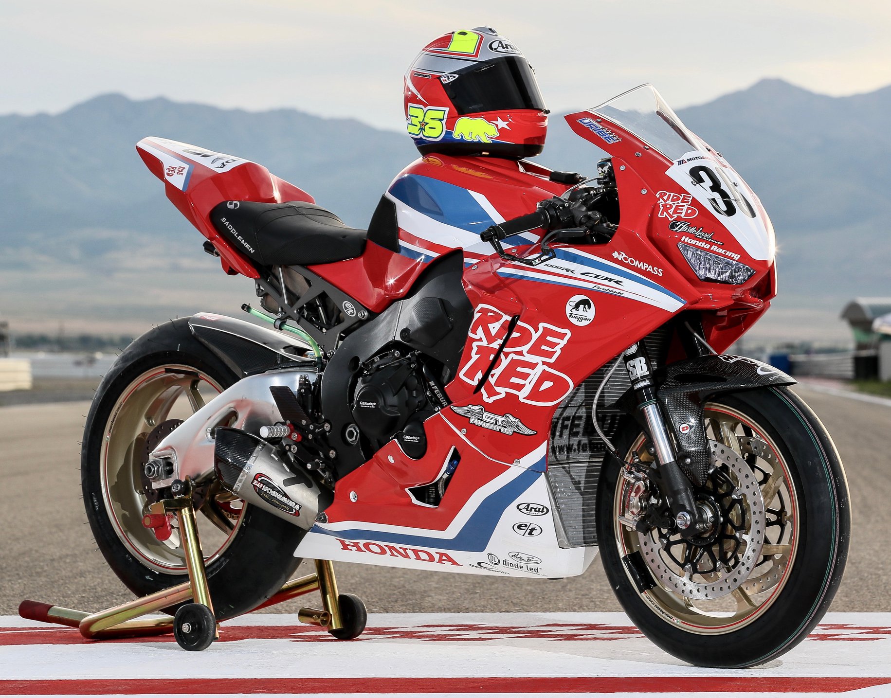 MotoAmerica - Jayson Uribe's Uribe Racing Honda...