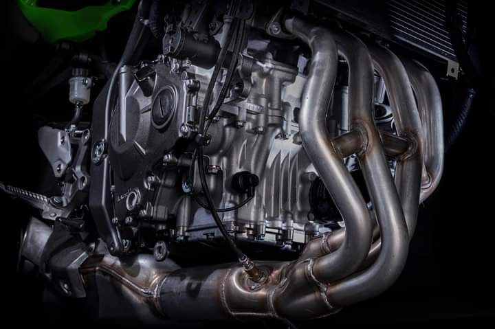 🇯🇵 KAWASAKI NINJA ZX-25R 🇯🇵 💚 SMALL ENGINE • BIG SOUND • PURE