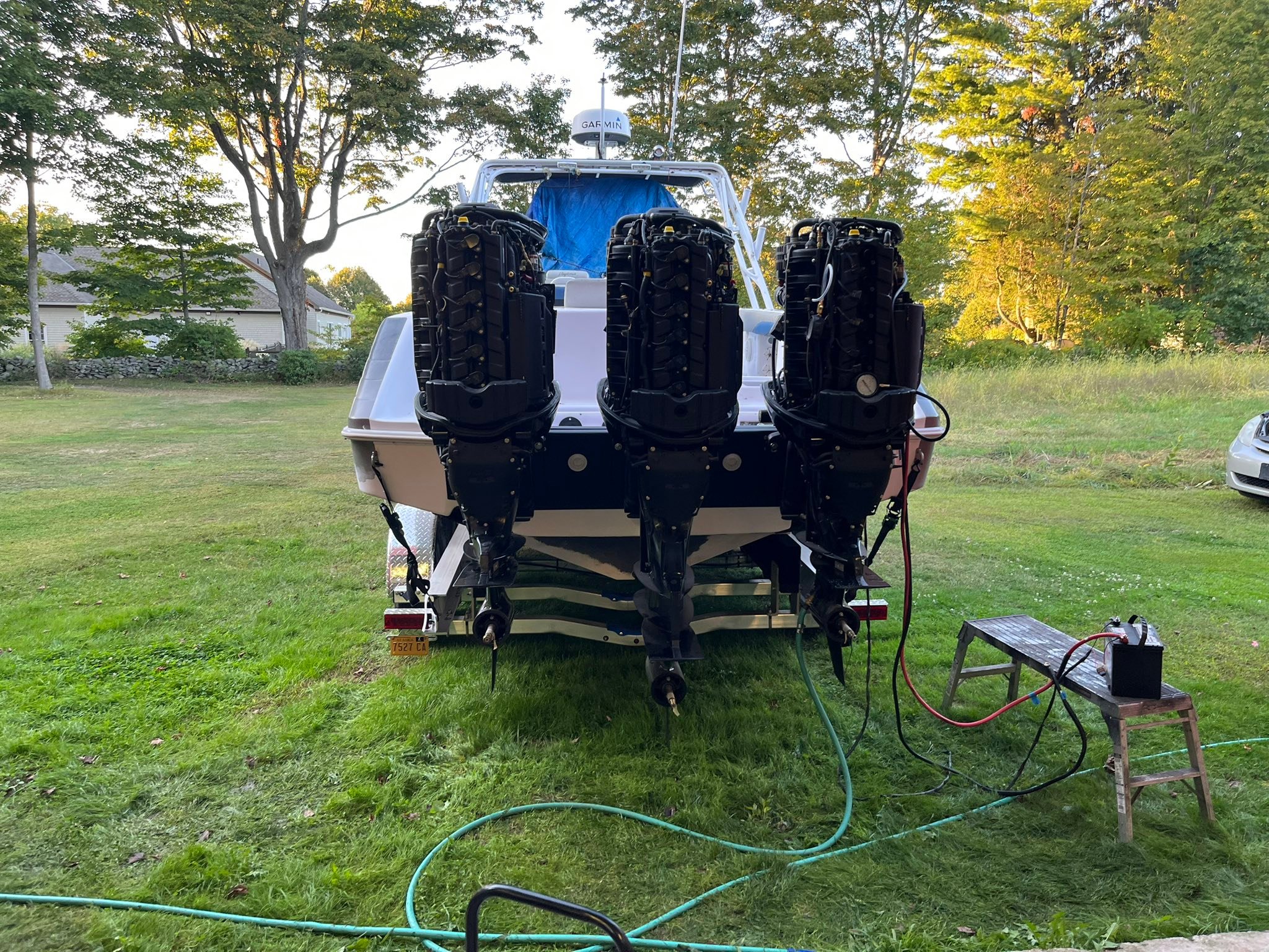 Rebuilding a 1984 Donzi Z65 sport-fisherman boat with electric motors